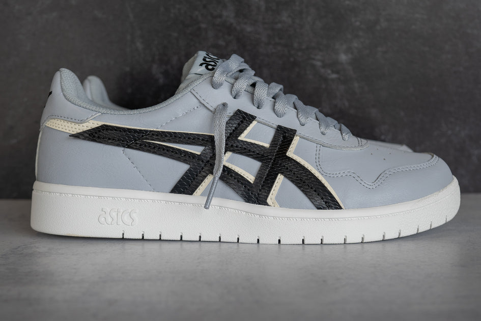 piedmont grey asics