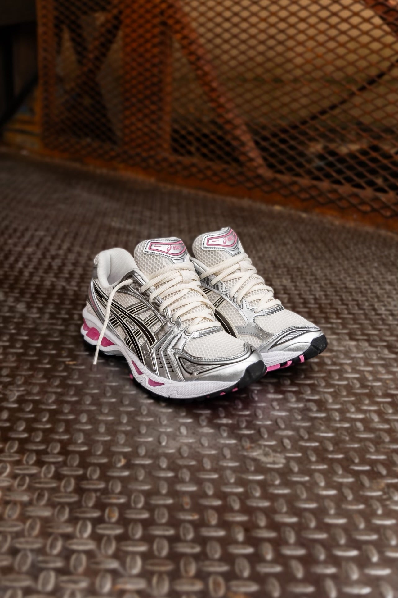 Mens Asics Gel-Kayano 14 (Cream/Sweet Pink) - VIP Asics