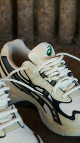 Mens Asics Gel-NYC 2055 (Pale Oak/Truffle Grey)