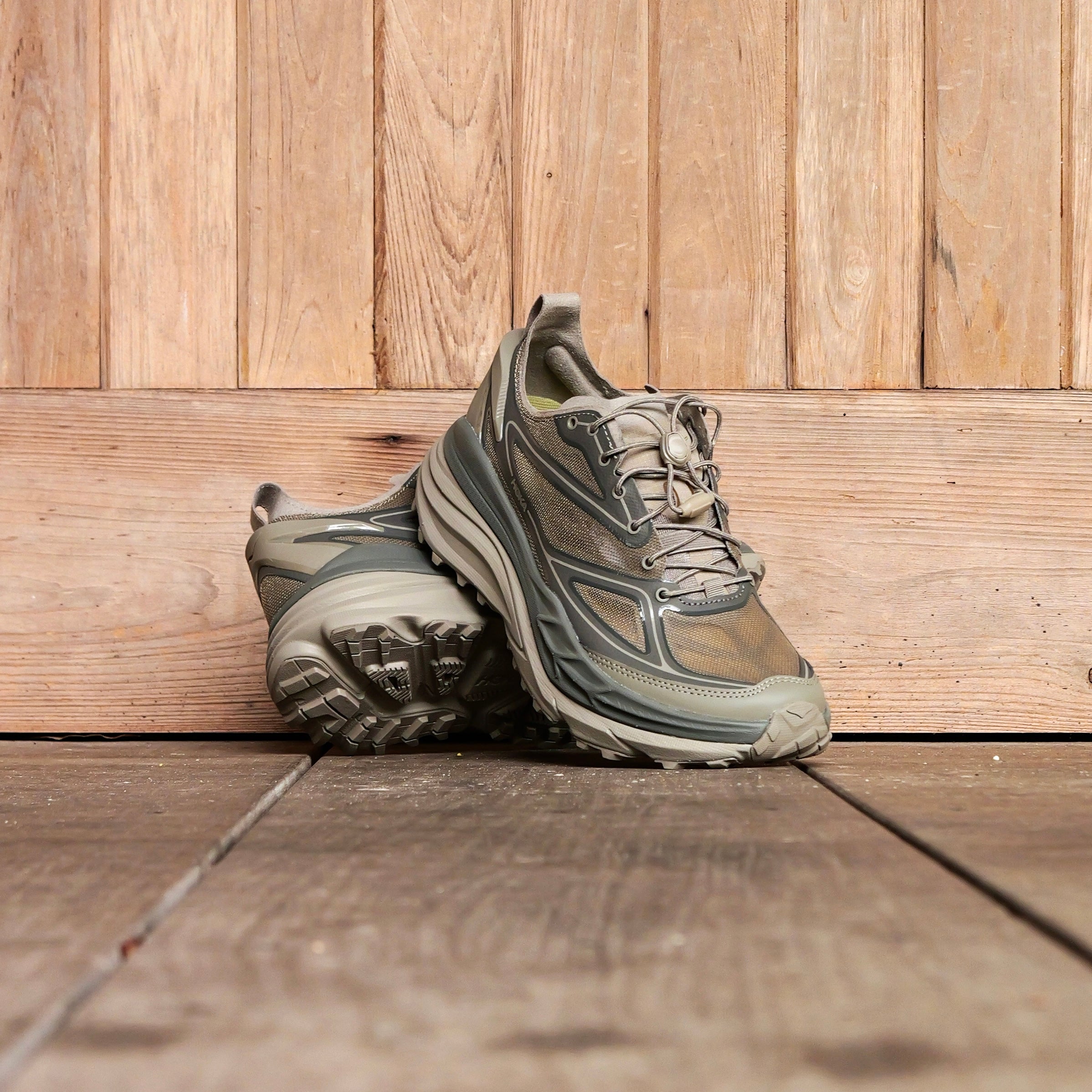 Hoka Stinson One7 (light roast/asphalt)