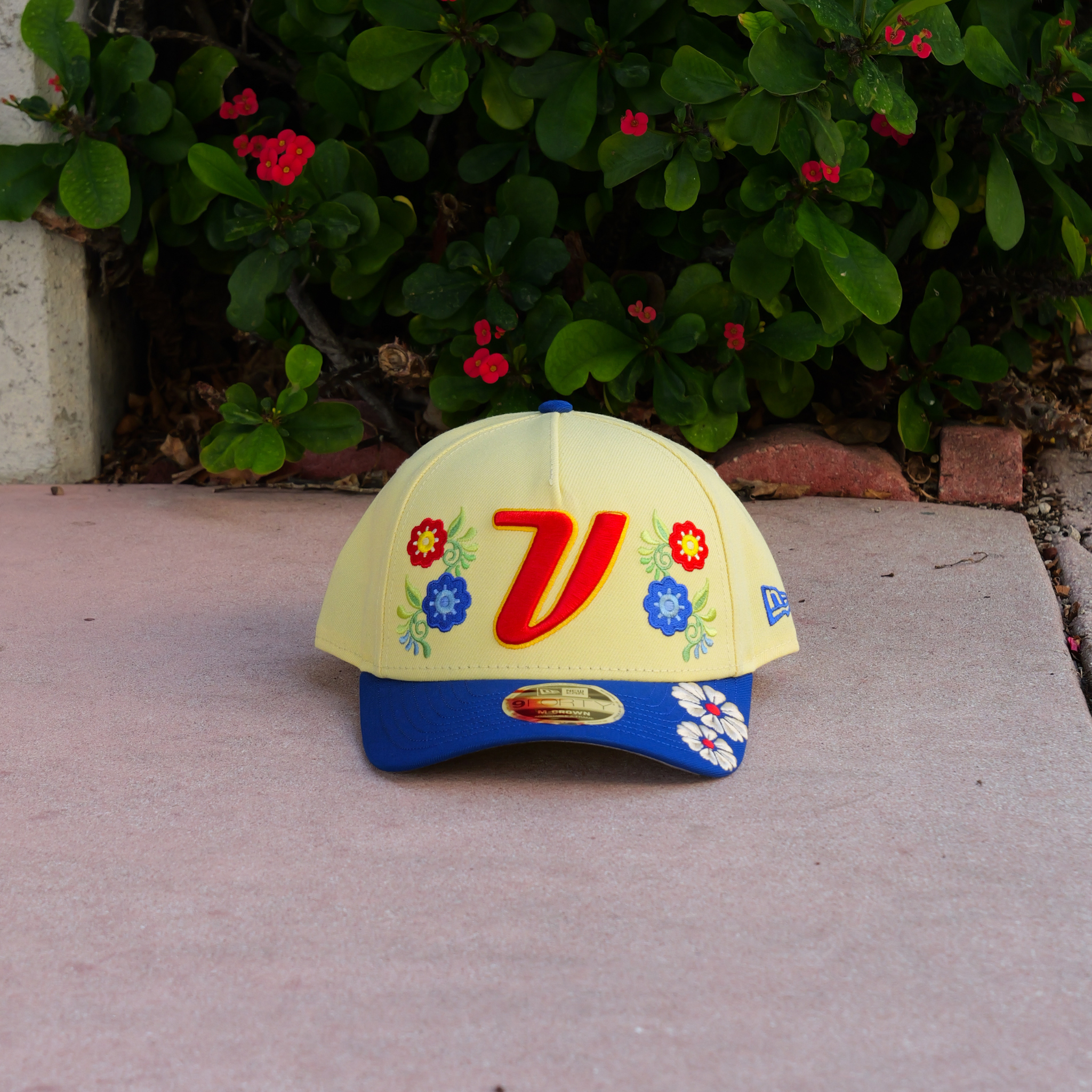 Venezuela 2026 World Baseball Classic 9FORTY Snapback - Yellow/Royal/Multi