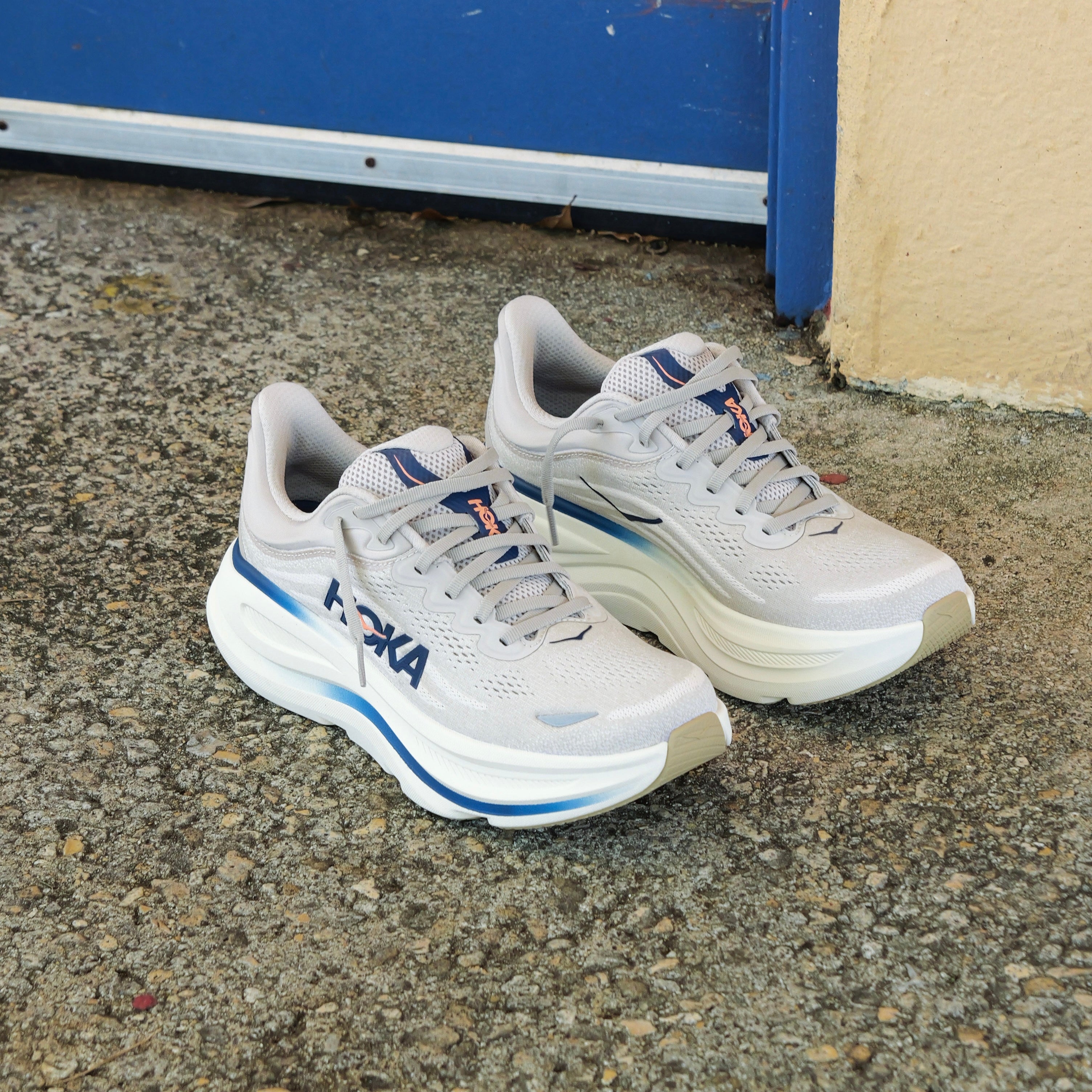 Mens HOKA Bondi 9 (Stardust/Cosmic grey) - HOKA
