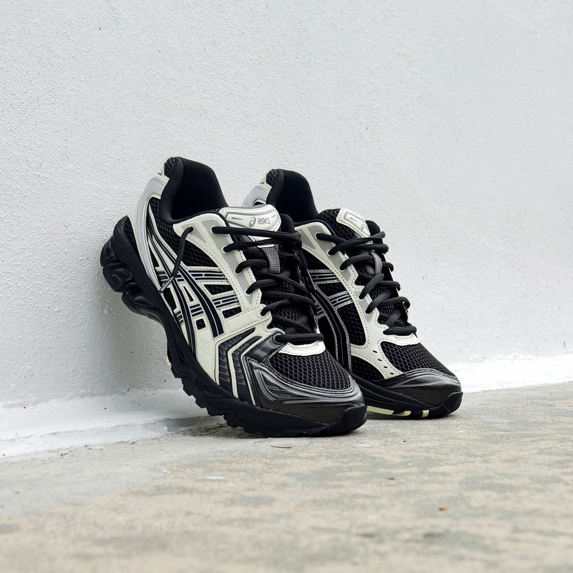 Mens Asics Gel-Kayano 14 (Black/Cream)