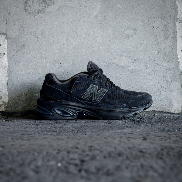 Mens New Balance Abzorb 2010 (Triple Black)-U20107B1 – SNEAKER TOWN