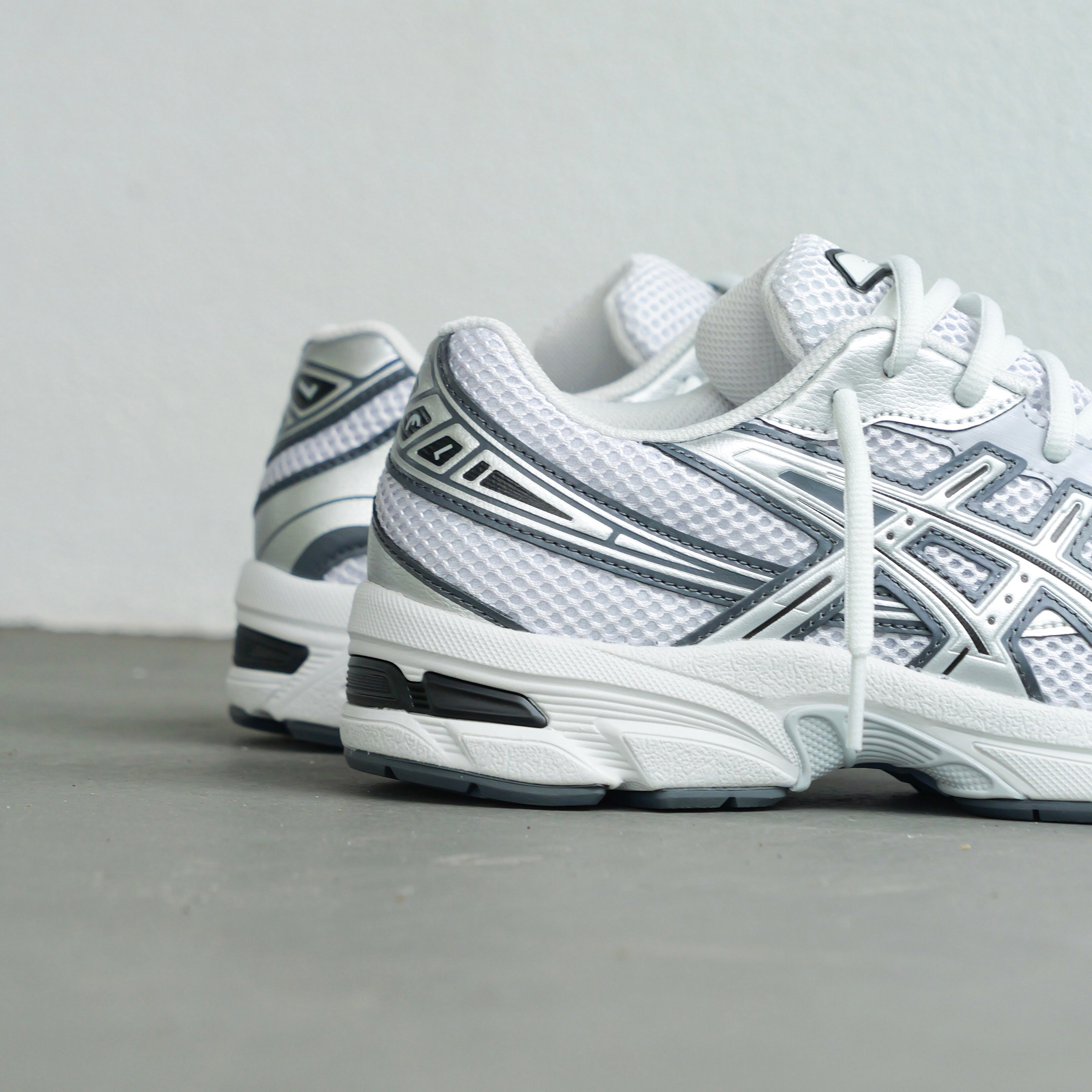 Asics Gel-1130 Grade School (Glacier Grey/Pure Silver)