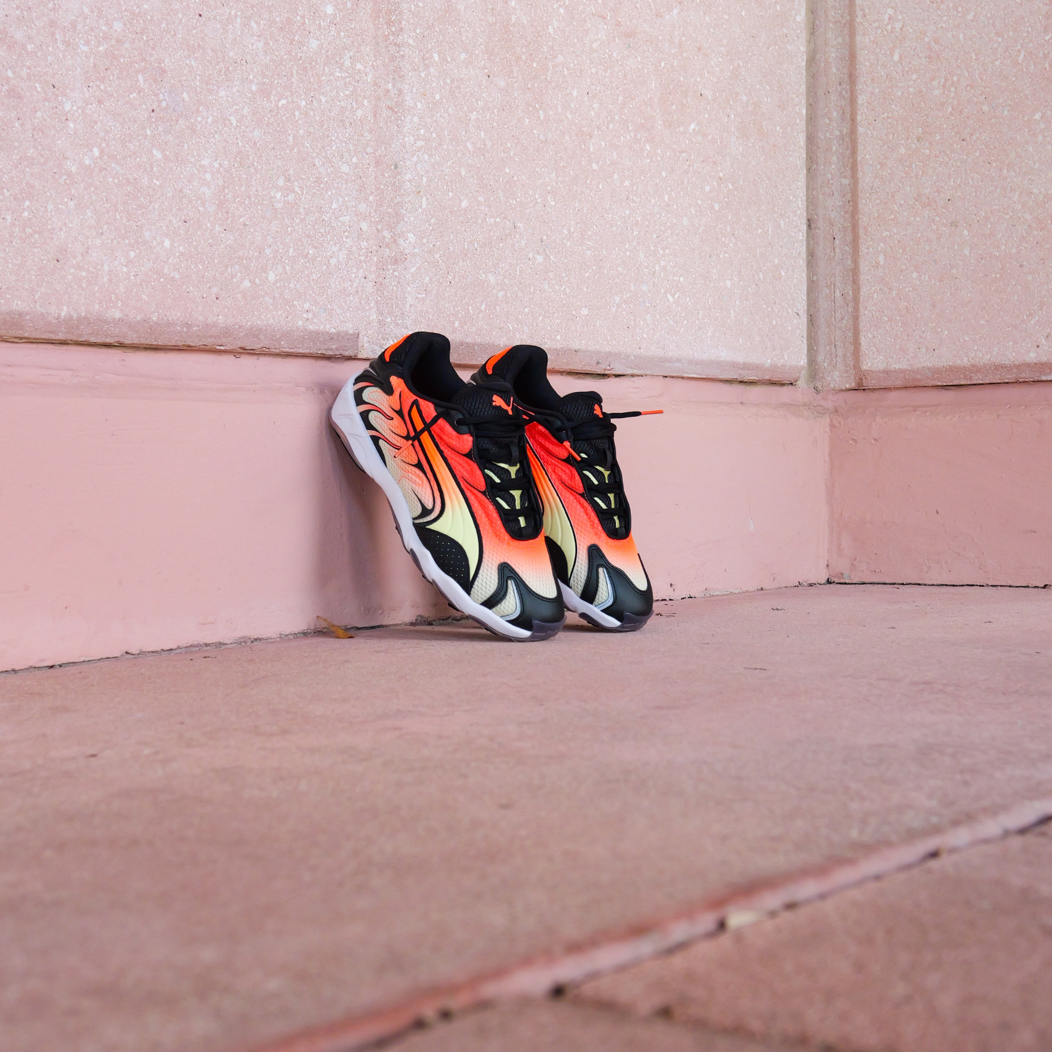 Mens Puma Inhale (Glowing Red/Black) - Puma