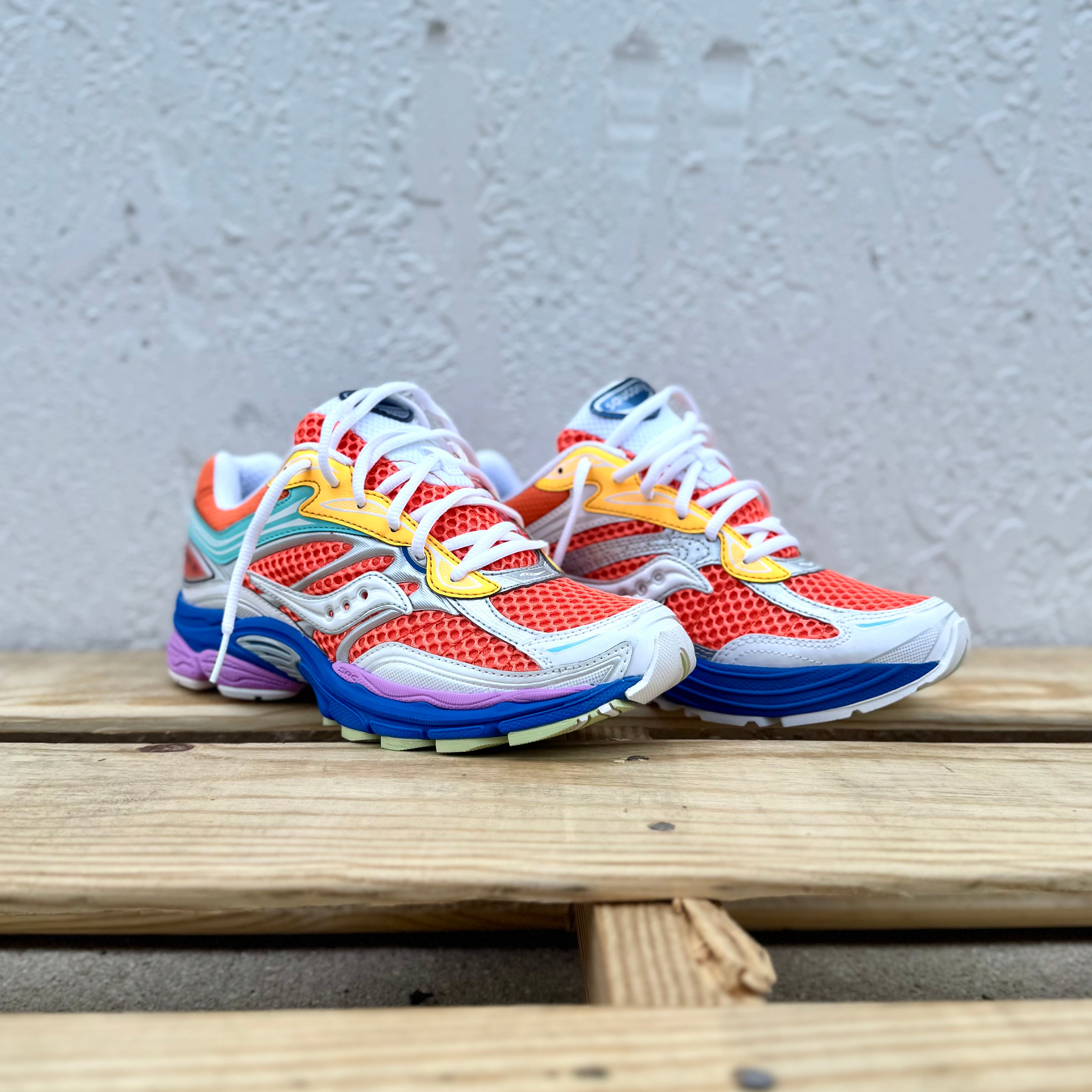 Mens Saucony ProGrid Omni 9 (Orange/Multi) - Saucony