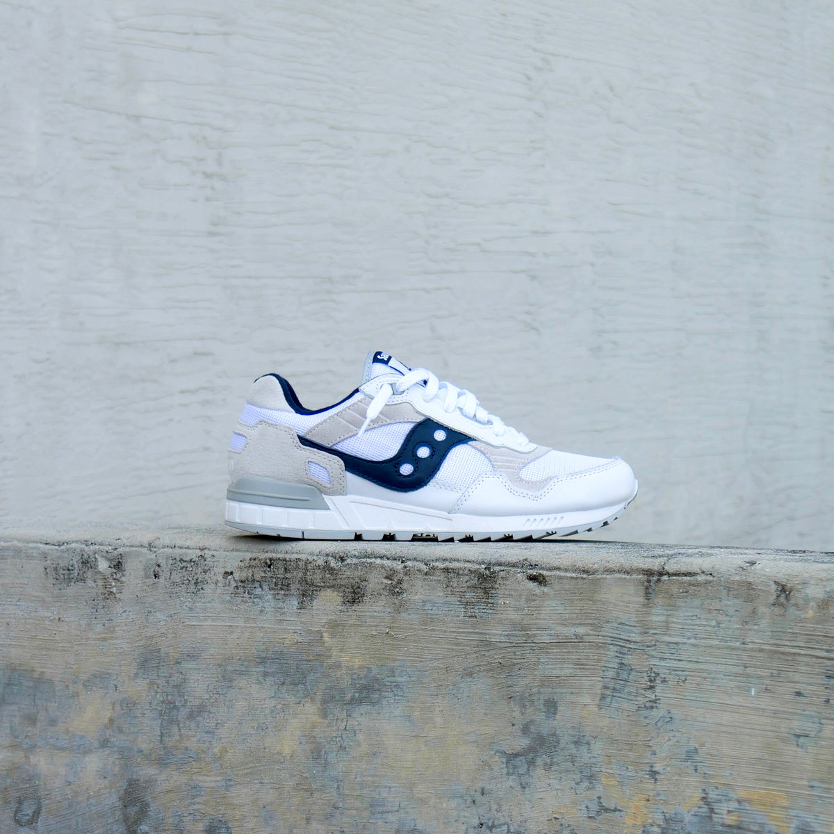 Mens Saucony Shadow 5000 (White/Navy) – SNEAKER TOWN