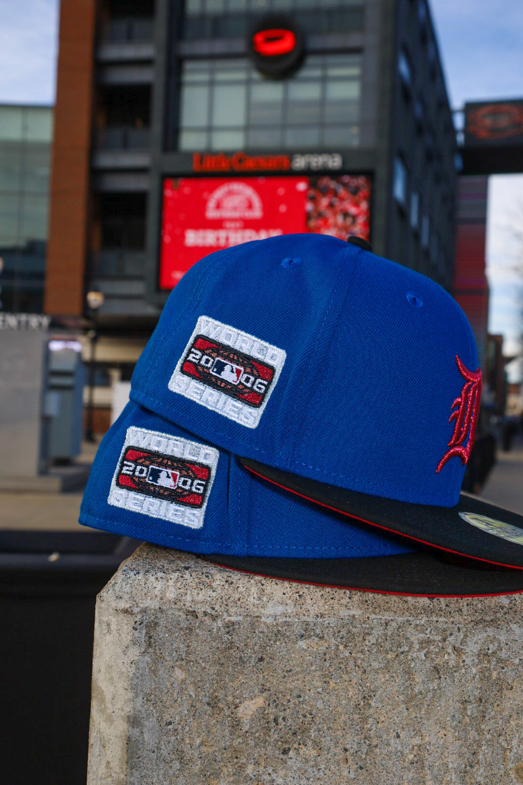 New Era Detroit Tigers 2006 World Series Side Patch Fitted (Royal/Black)