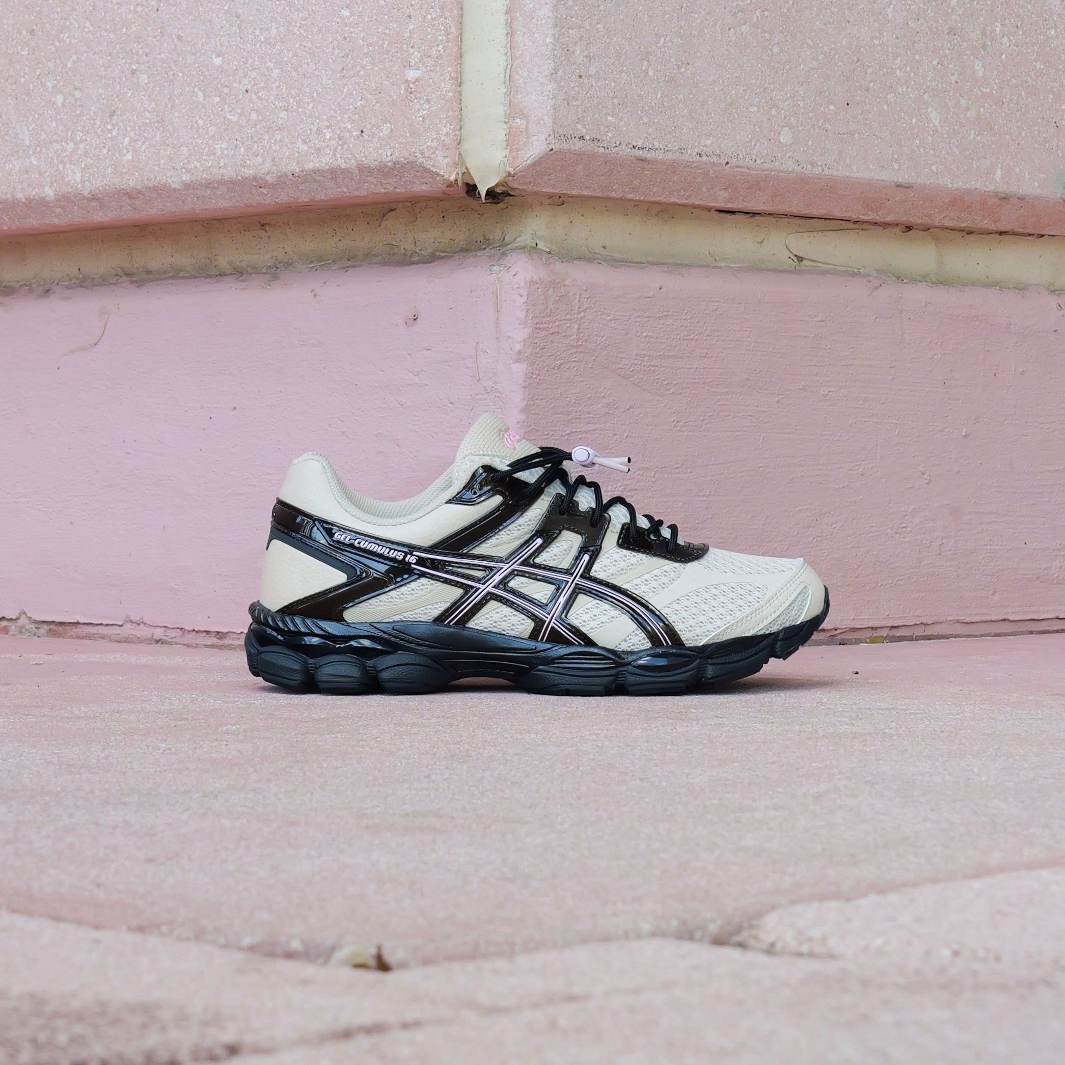 ♡様　Finesse x ASICS GEL-Cumulus 16 ASICS Gel-Cumulus 16 Finesse Desert Rose Men's - 1203B003-200 - US