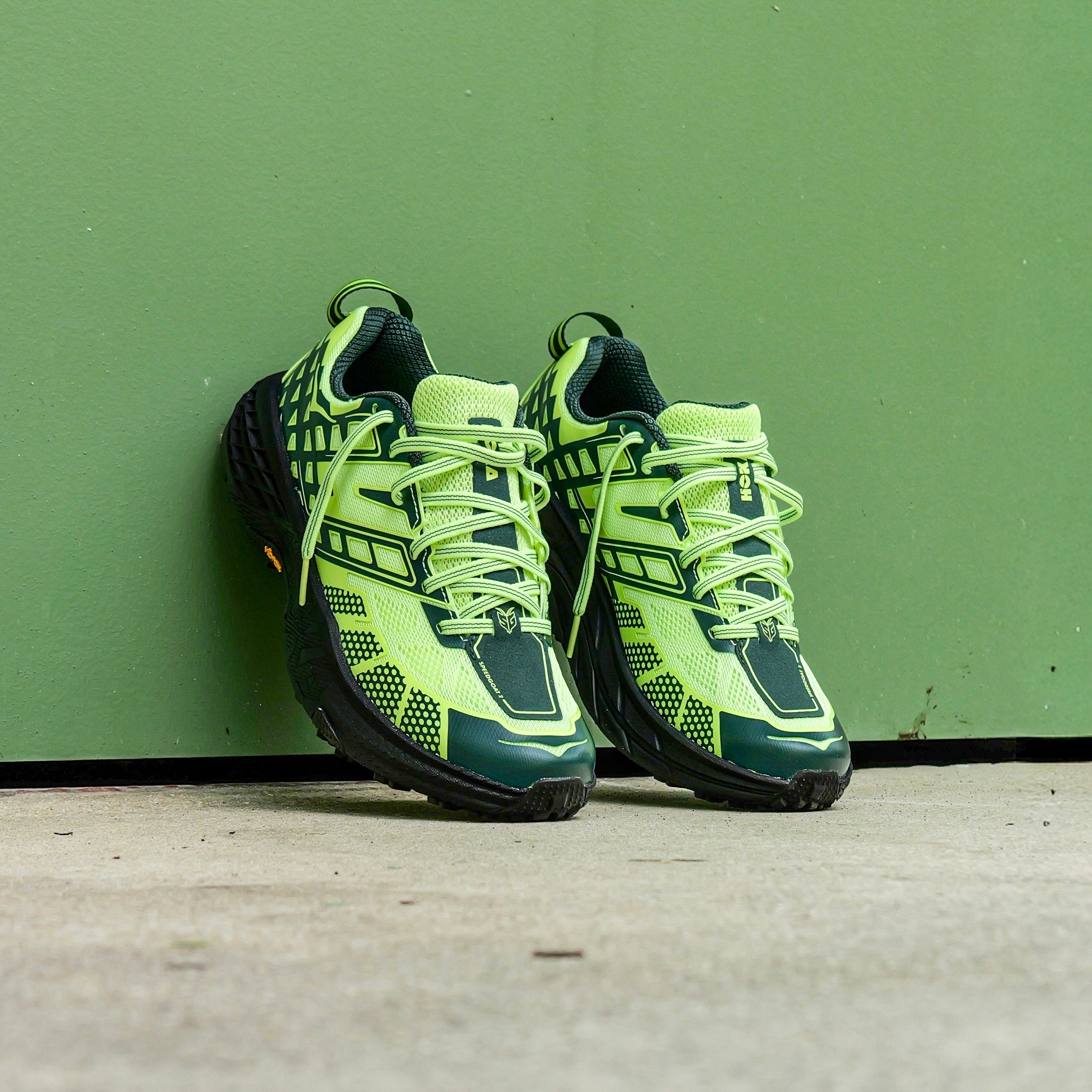Hoka SpeedGoat 2 NZB (Neon Yuzu/Bay Leaf)