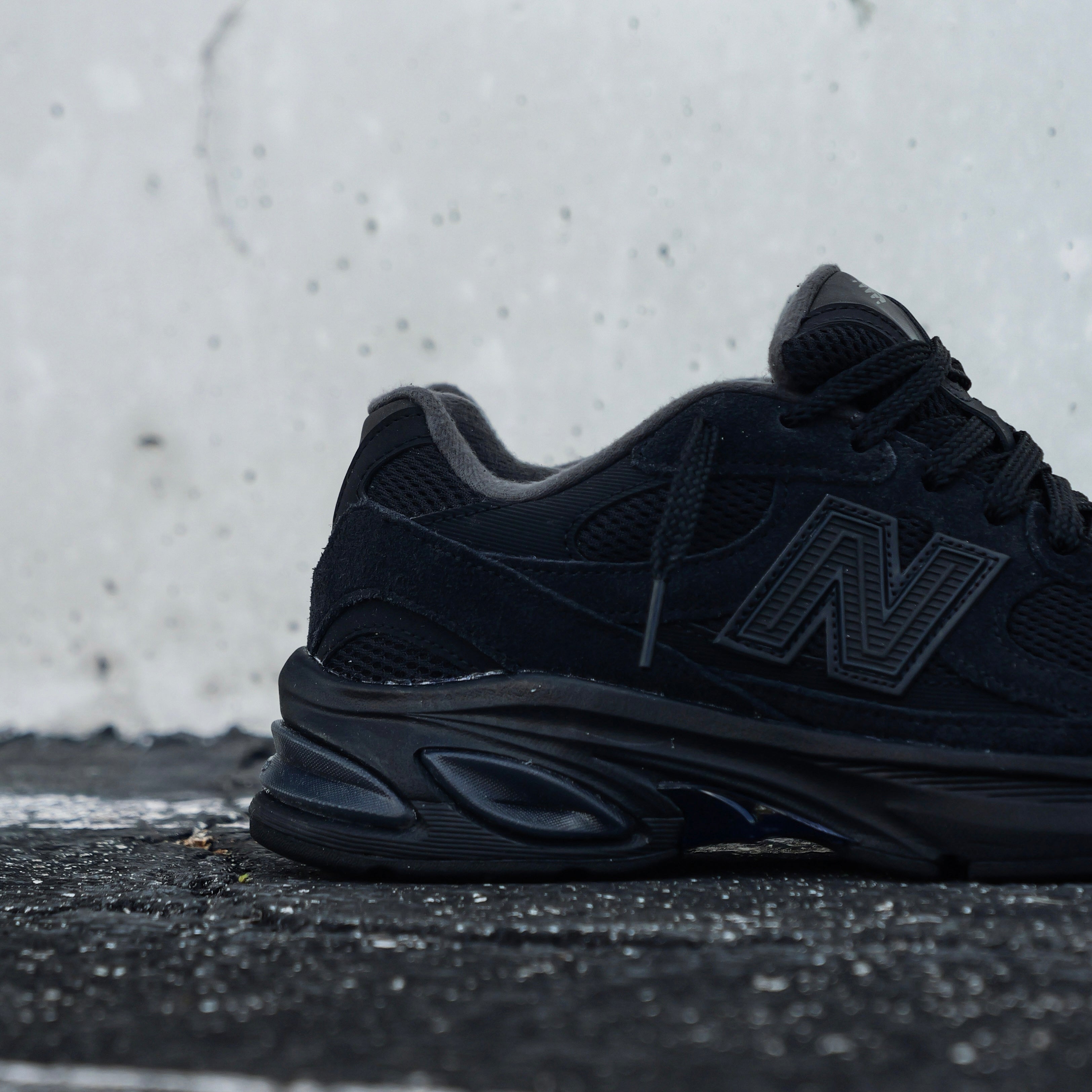 Mens New Balance U20107B1 (Triple Black) - New Balance