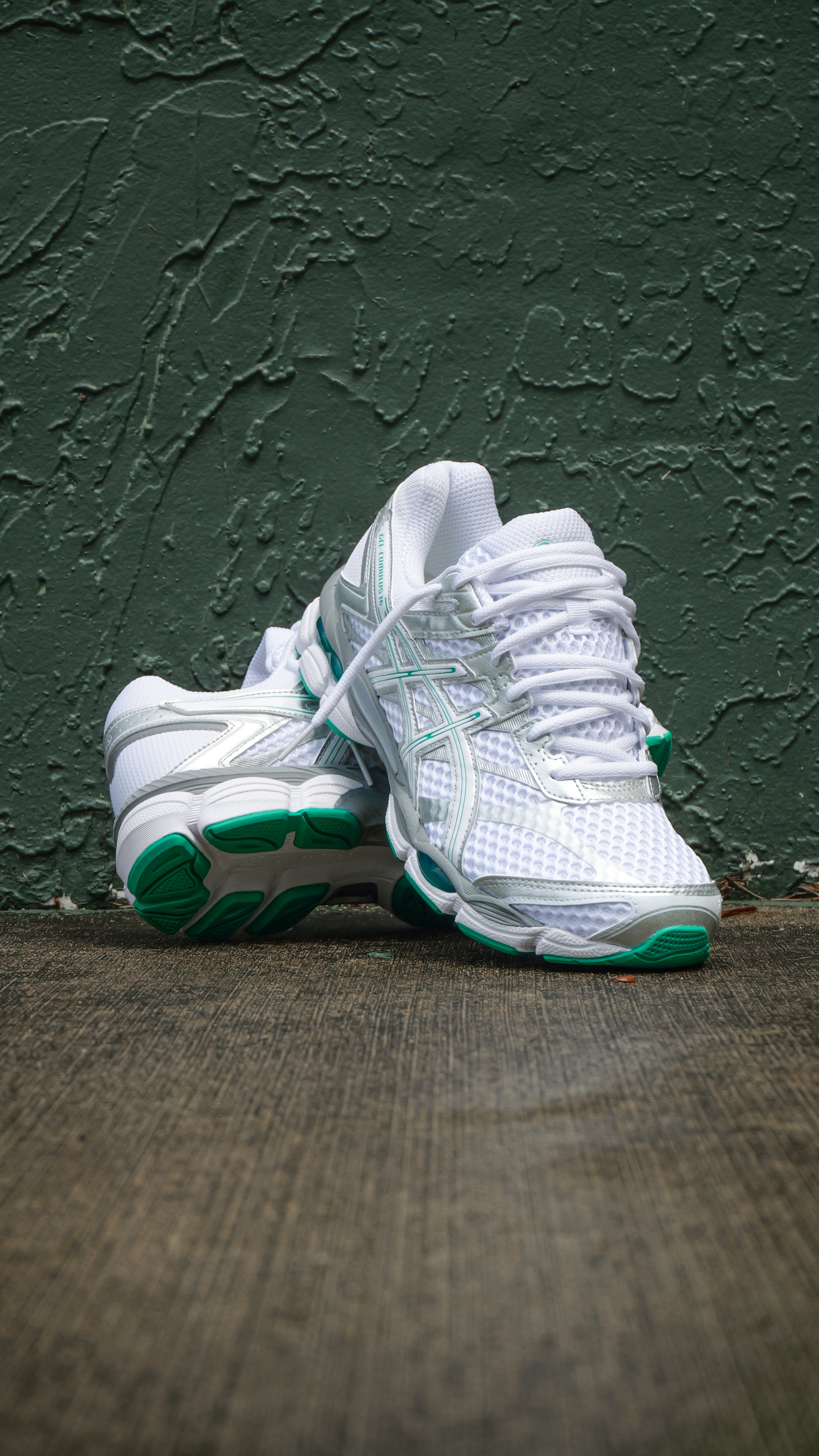 Mens Asics Gel-Cumulus 16 (White / Edamame Green)