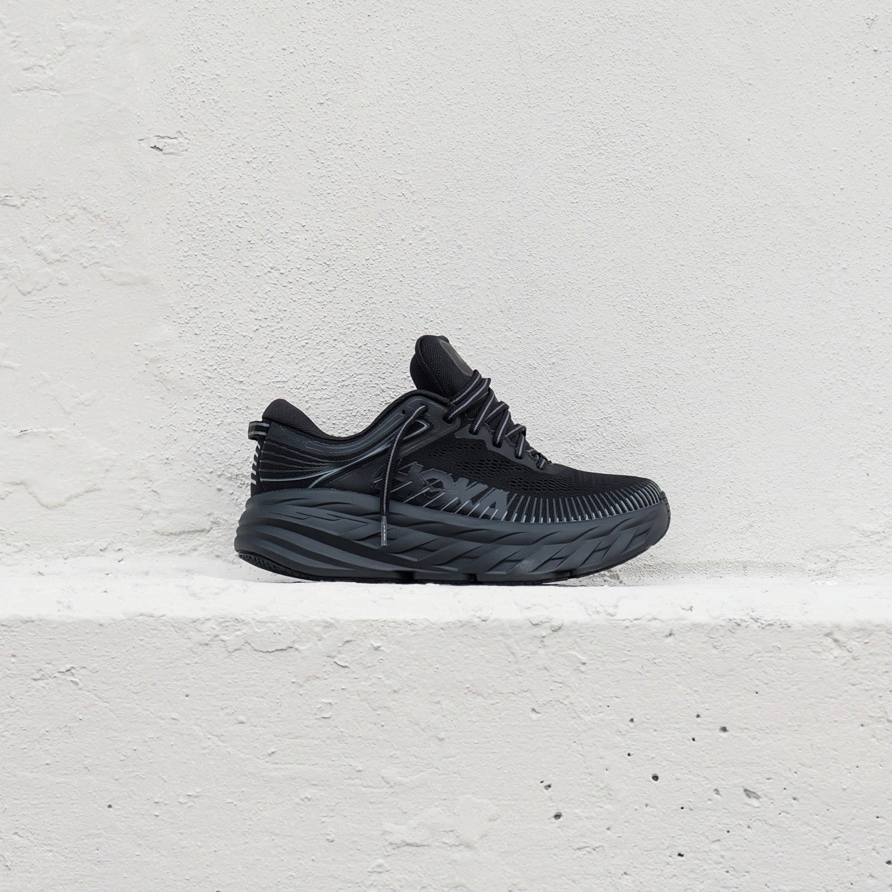 Mens HOKA Bondi 7 (BBLC) – SNEAKER TOWN