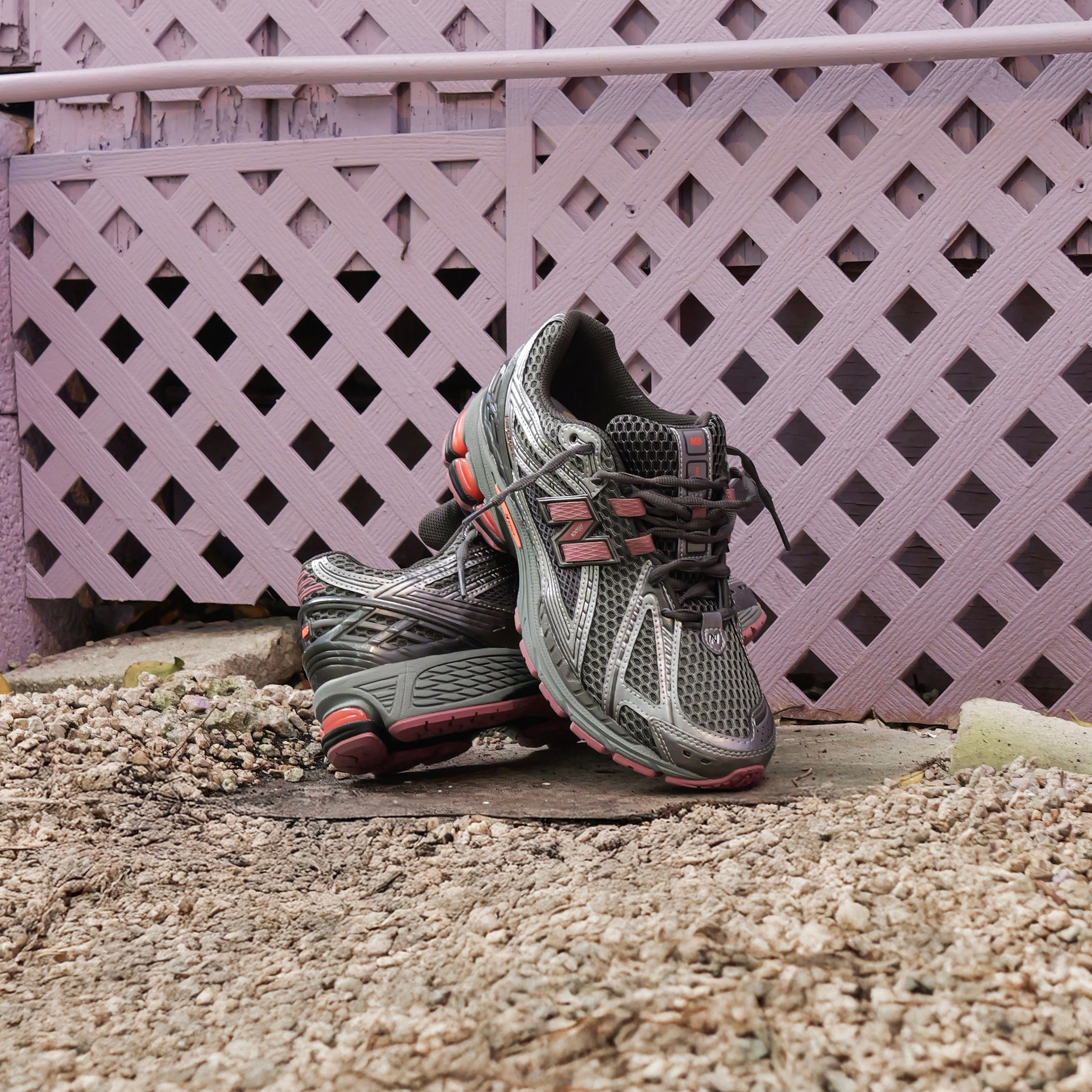 Mens New Balance 1906RVI (Grey/Pink) U190629R