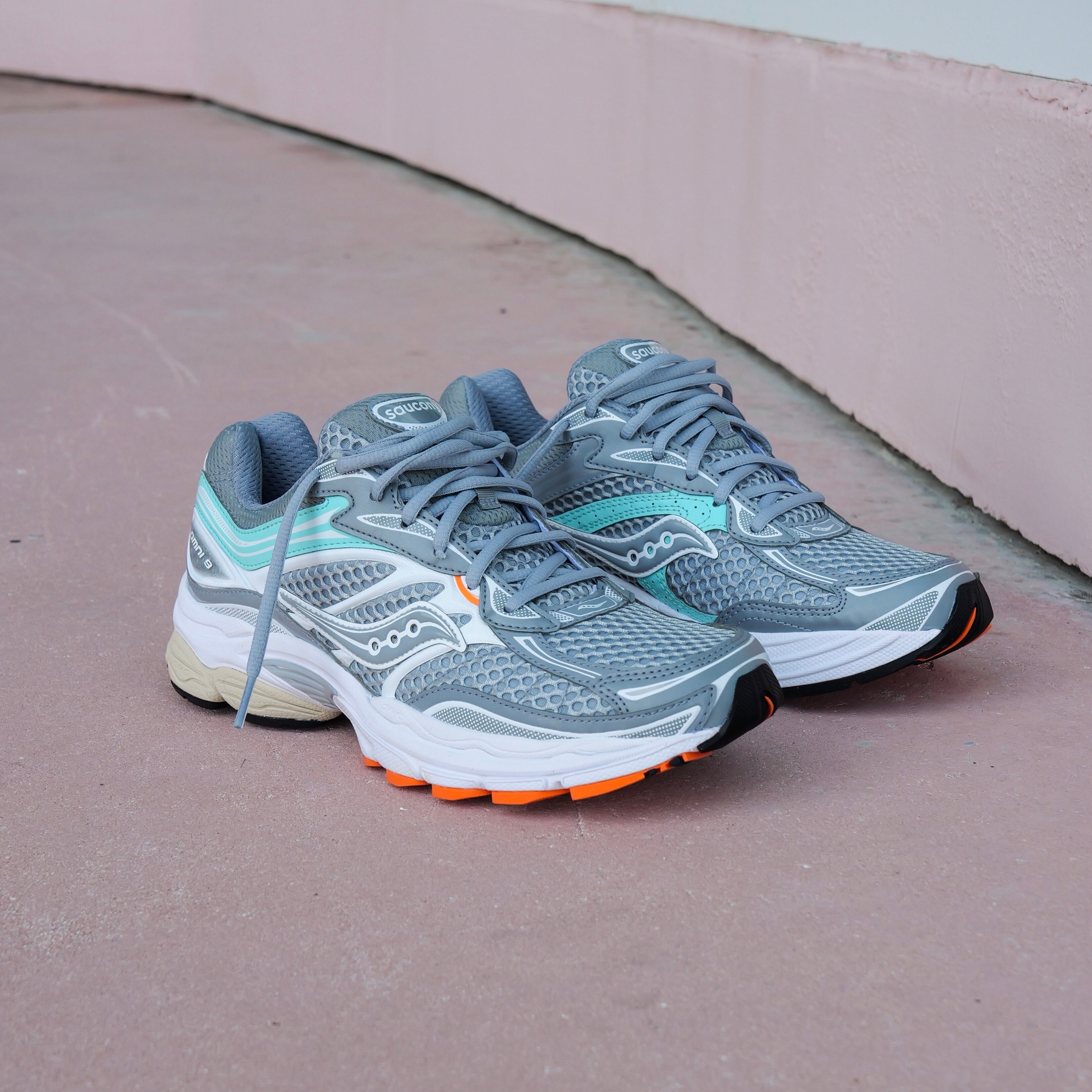 Mens Saucony ProGrid Omni 9 (Grey/Teal)
