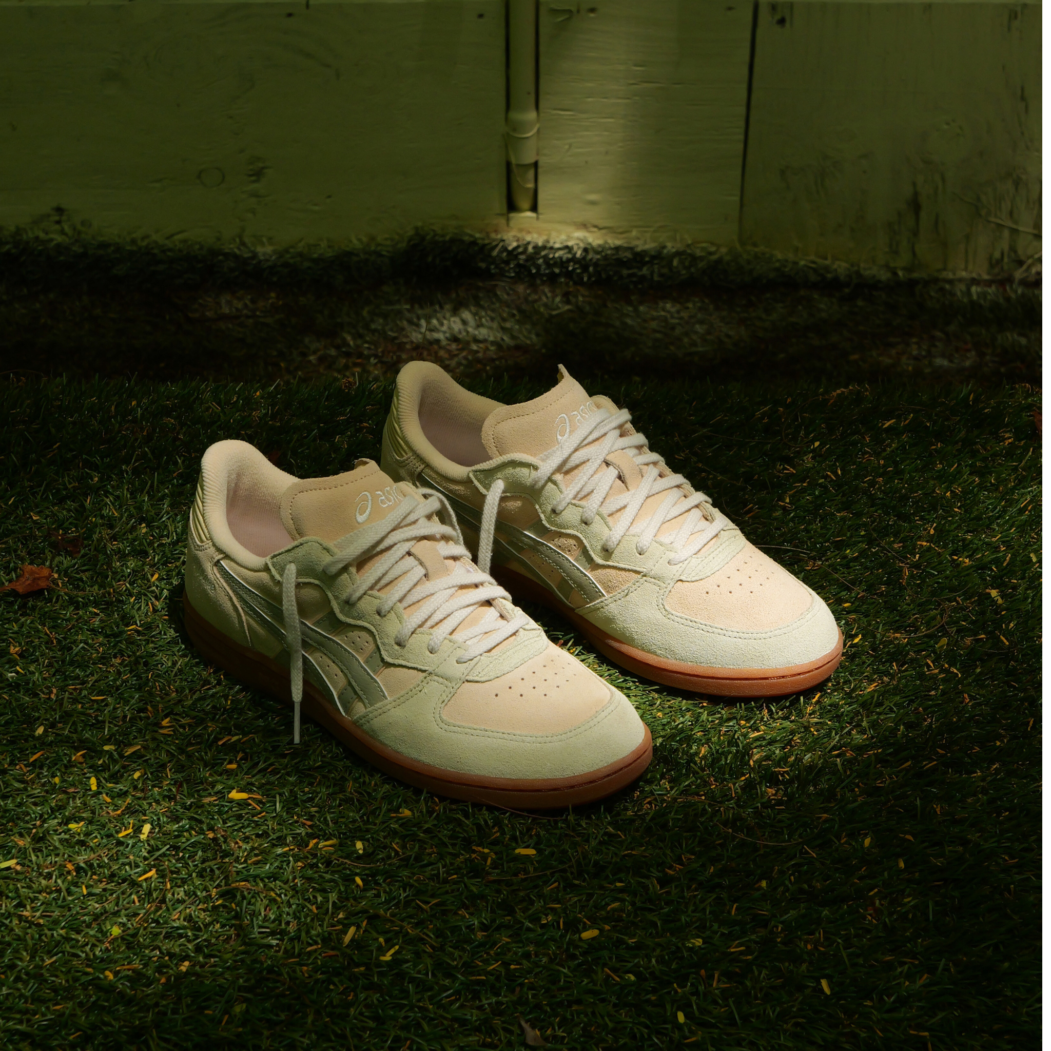 Mens Asics Skyhand OG (Marzipan/ Dried Lead) - Asics