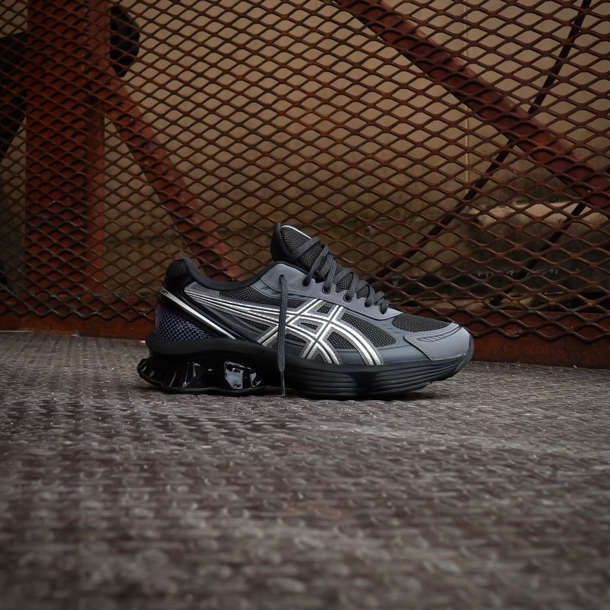 Mens Asics Gel-Kinetic Fluent (Graphite Grey/Pure Silver) - Asics