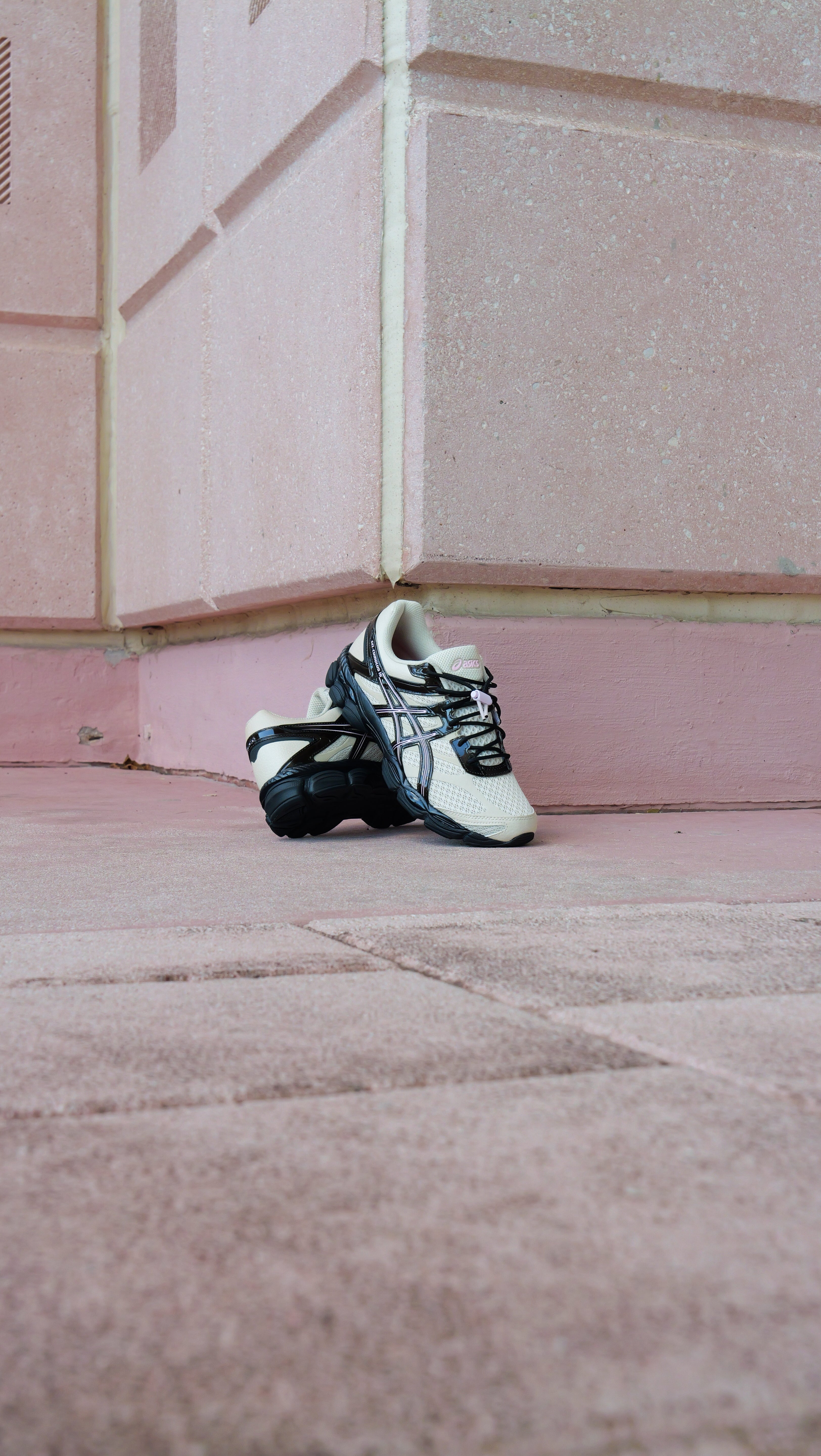 Mens Asics x The Finesse Gel-Cumulus 16 (Desert Rose)