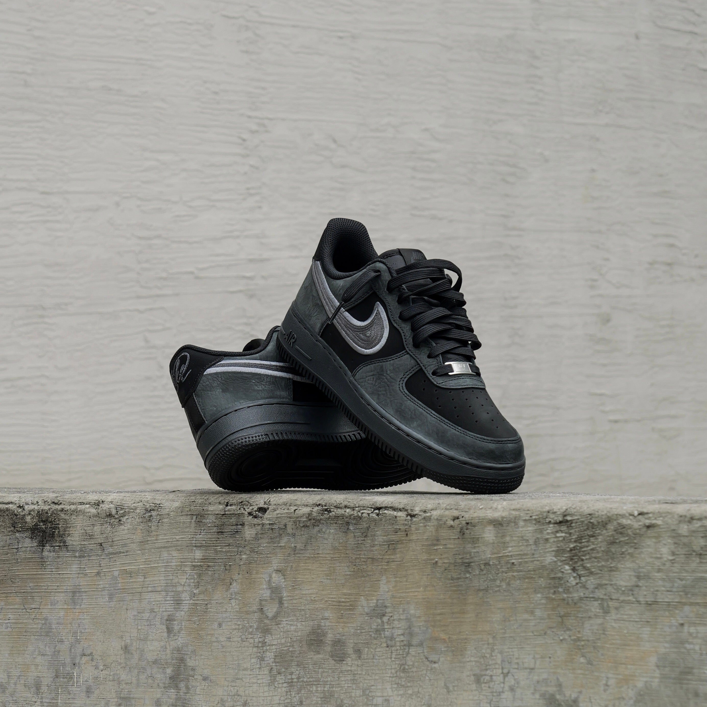Nike Air Force 1 '07 LV8 (Black/Grey)