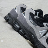 Mens New Balance U2002R (Grey/Black) - U2002RM - New Balance