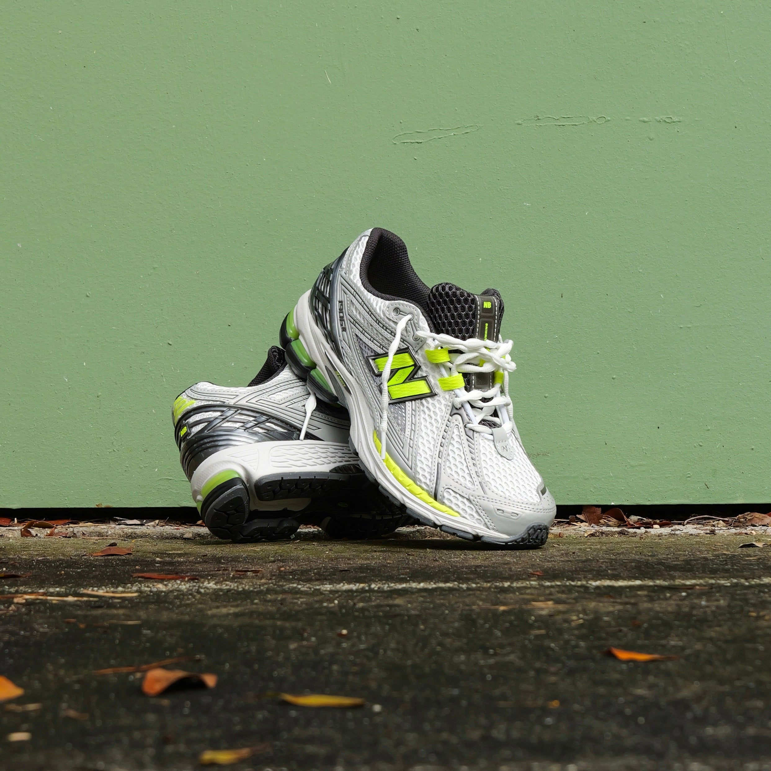 Mens New Balance 1906RVI (Grey/Green) U190652H