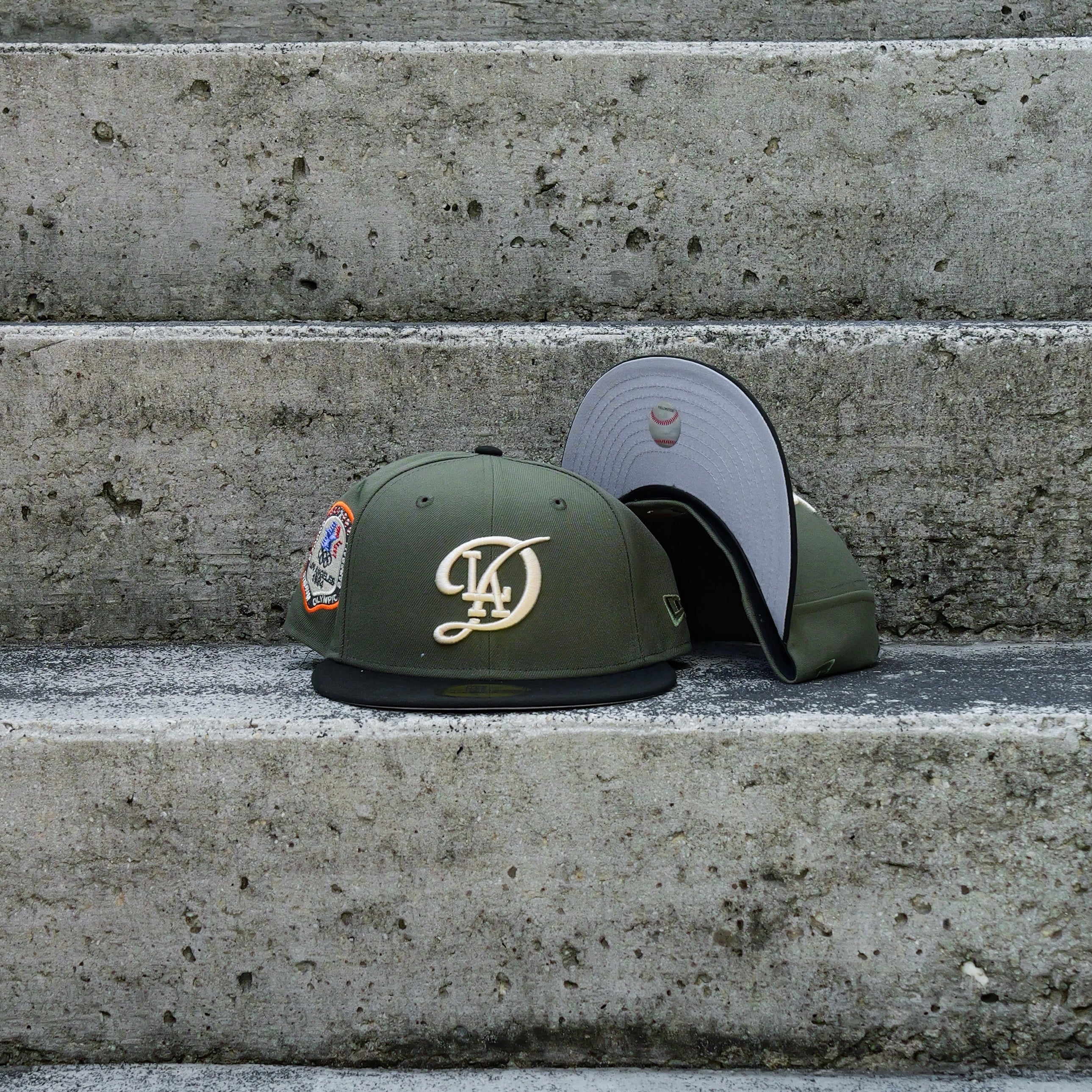 New Era Los Angeles Dodgers 1984 Olympic Stadium Side Patch Fitted