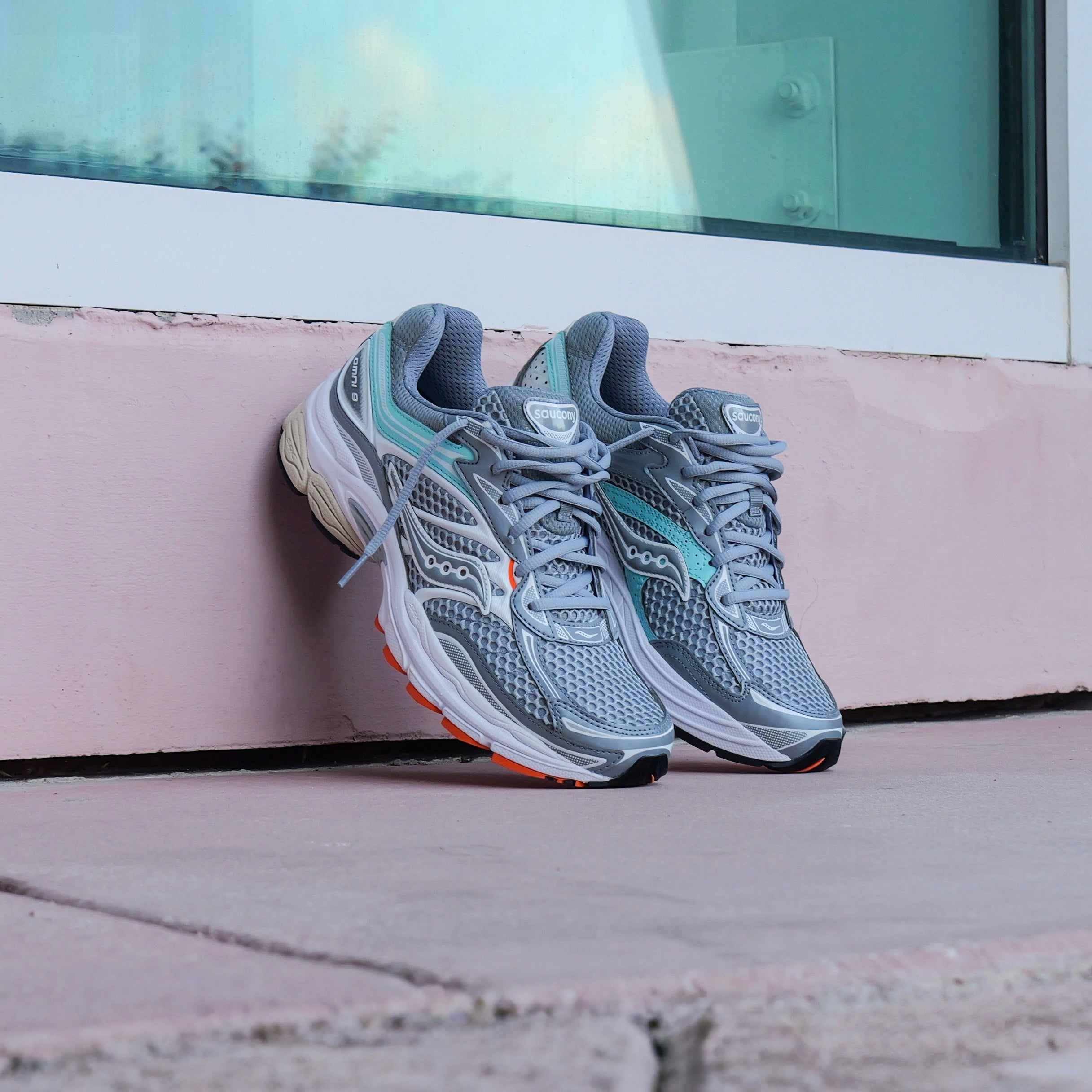 Mens Saucony ProGrid Omni 9 (Grey/Teal)