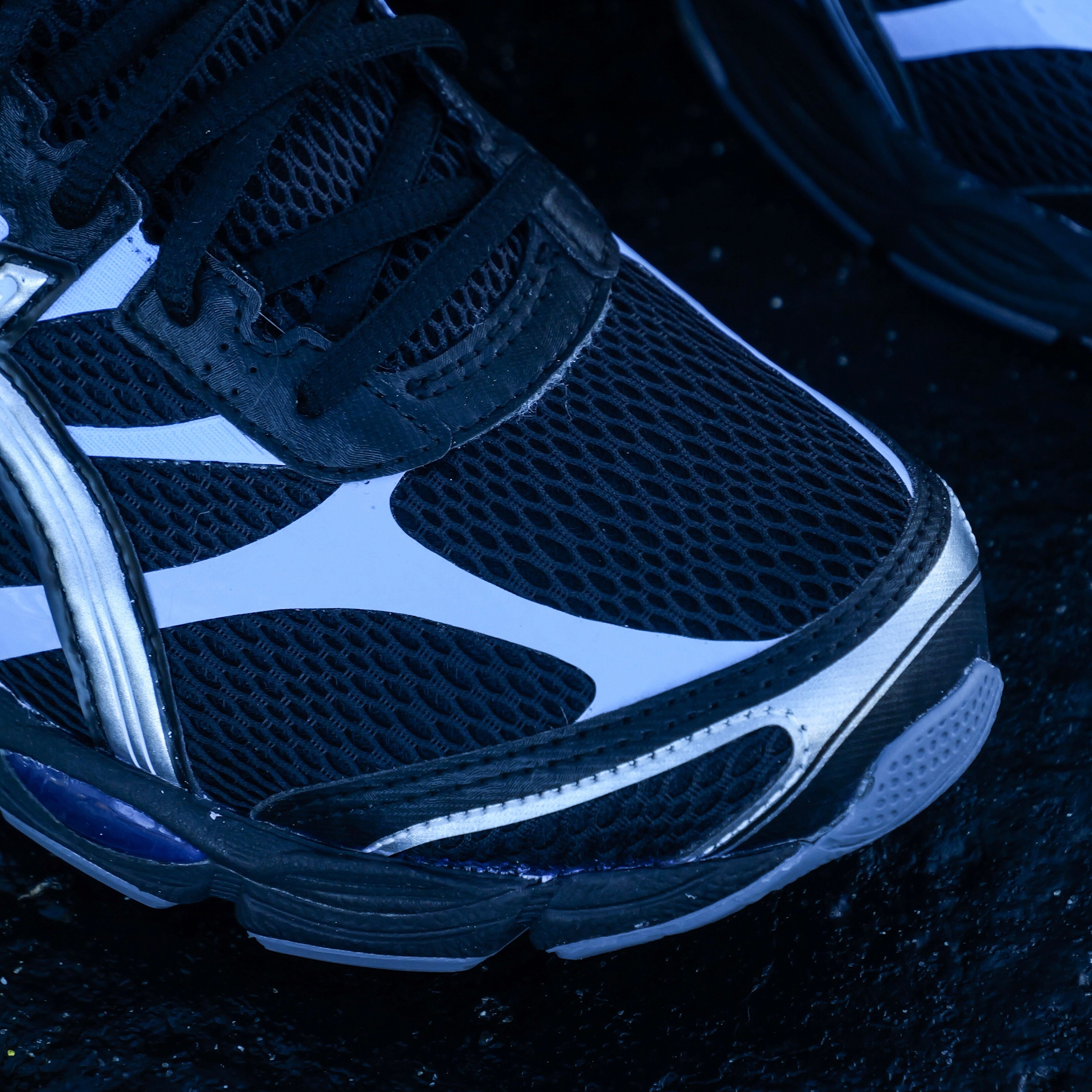 Mens Asics Gel-Cumulus 16 (Black/Pure Silver)