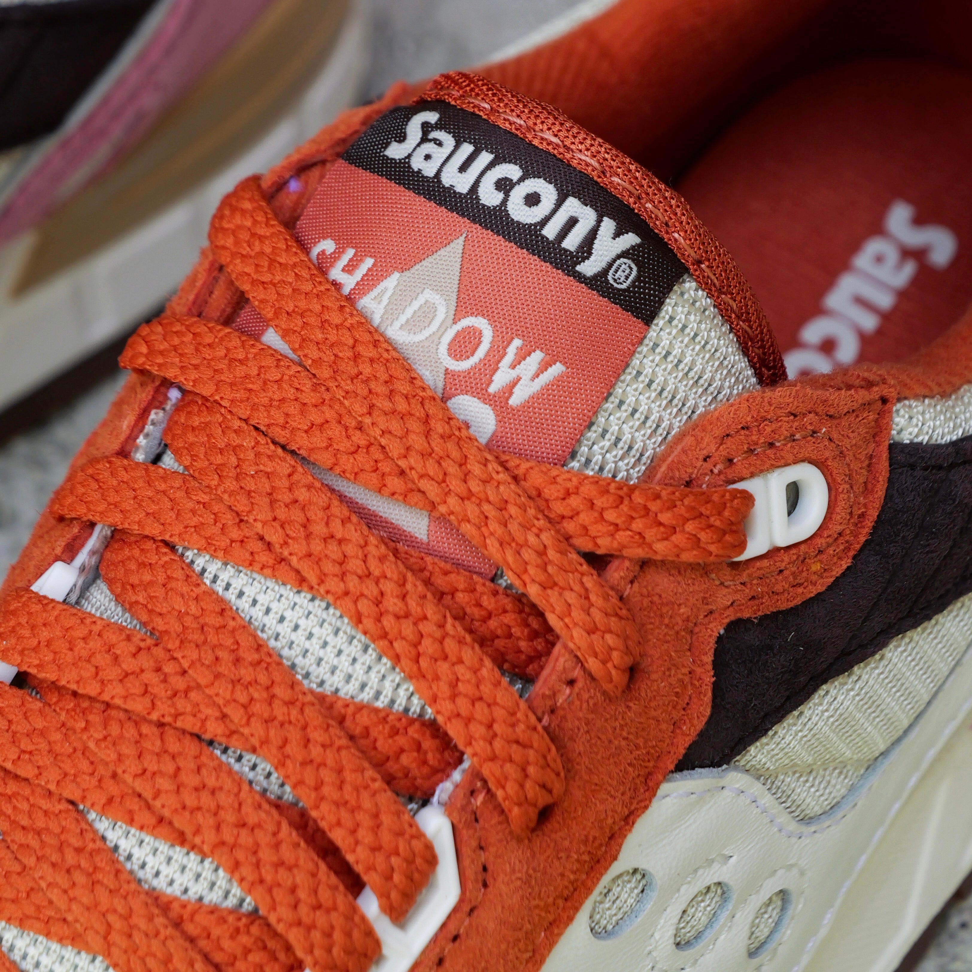 Mens Saucony Shadow 5000 (Eggshell/Rust)
