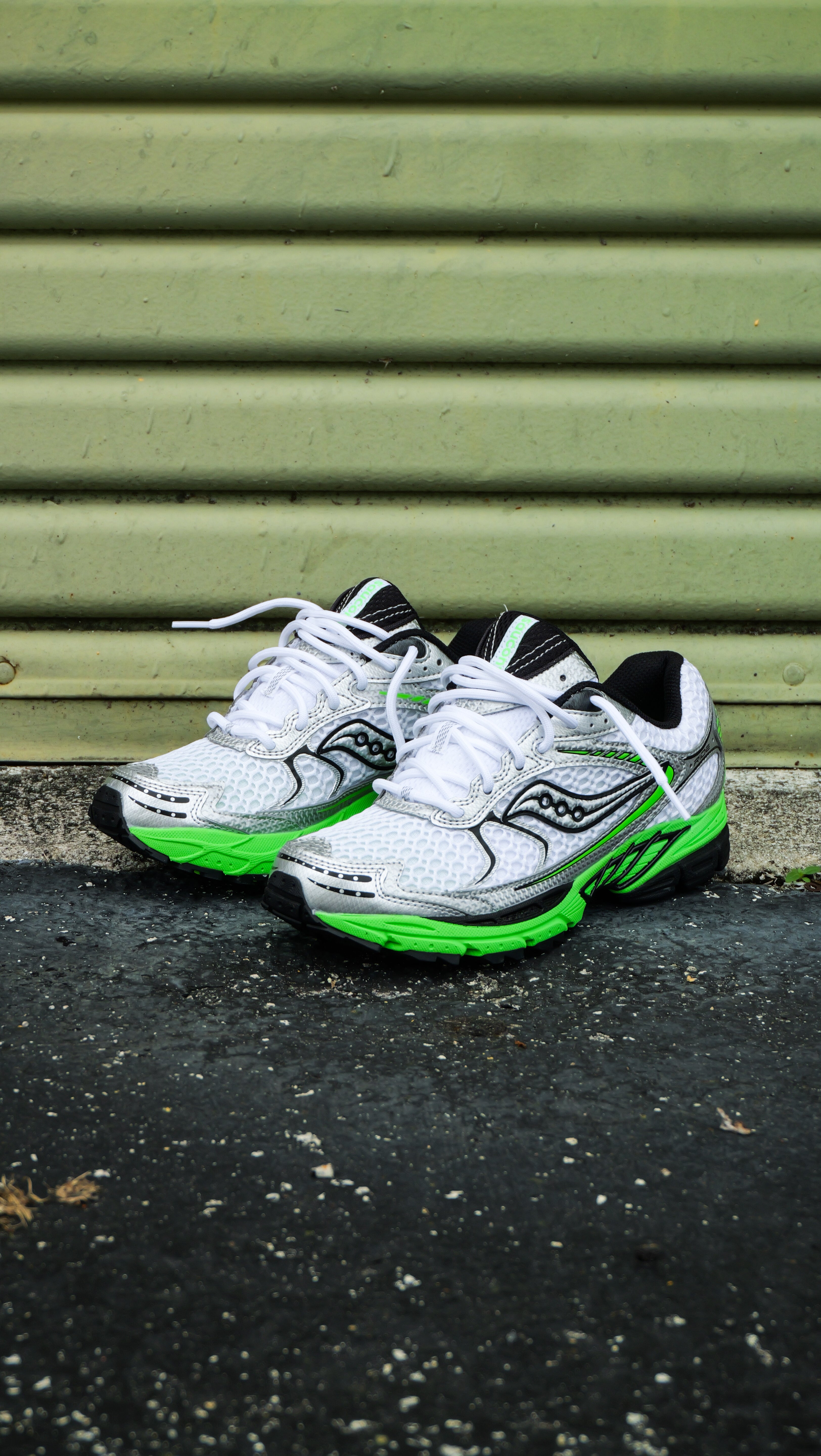 Mens Saucony Progrid Ride 1 (White/Slime)