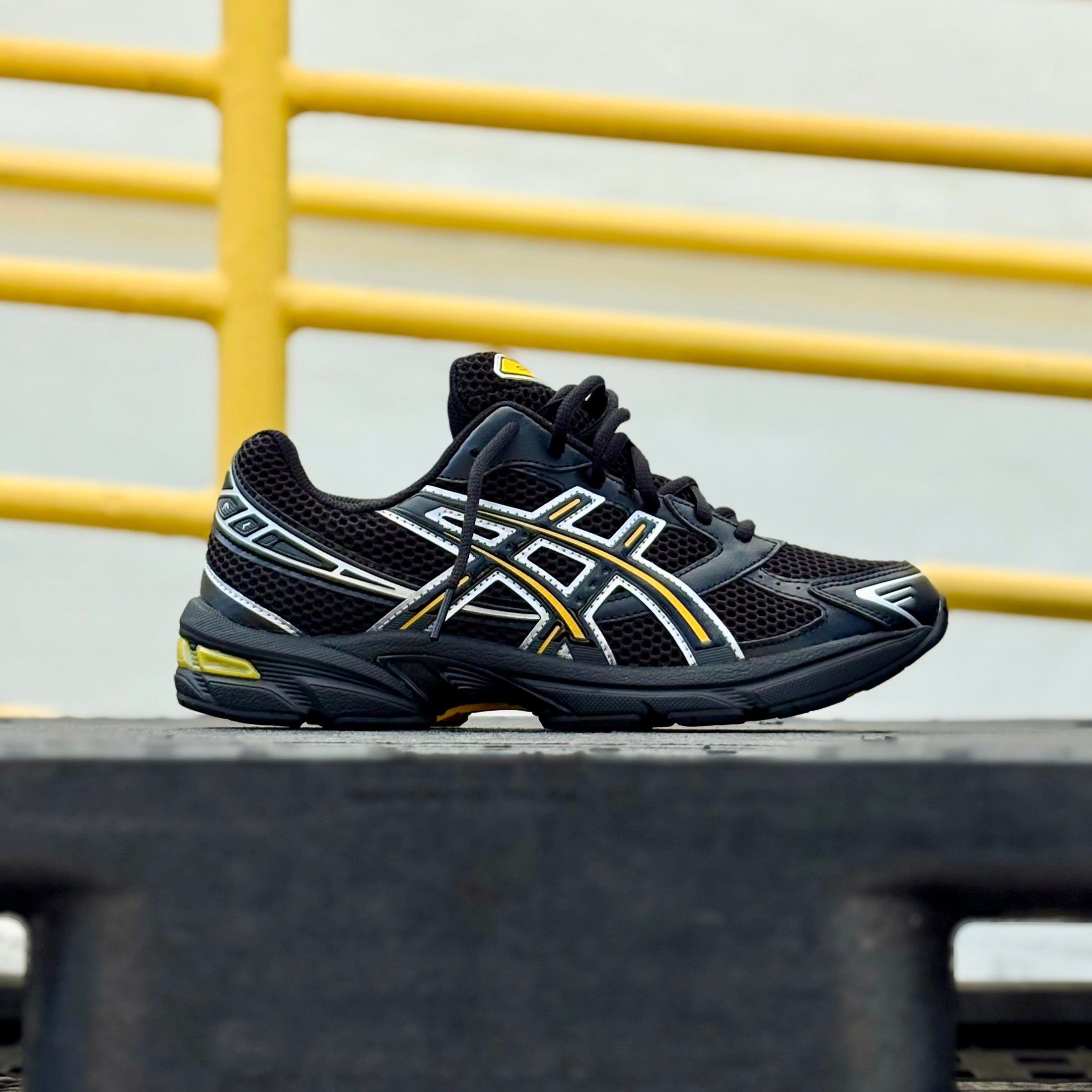 Mens Asics Gel-1130 (Black/Yellow)