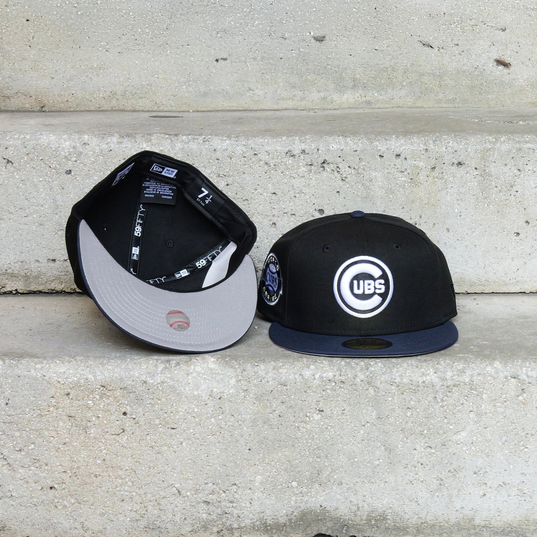 New Era Chicago Cubs World Series Side Patch Fitted (Black/Navy) - New Era