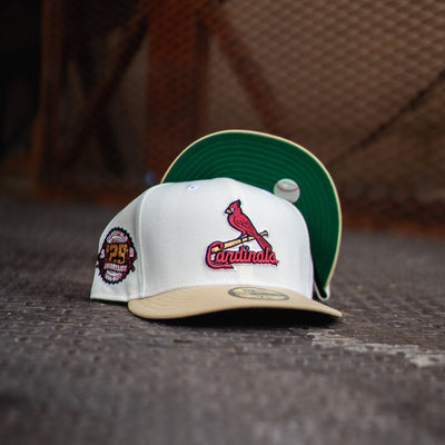 New Era St Louis Cardinals 125th Anniversary Green UV (Off White/Cream) - New Era