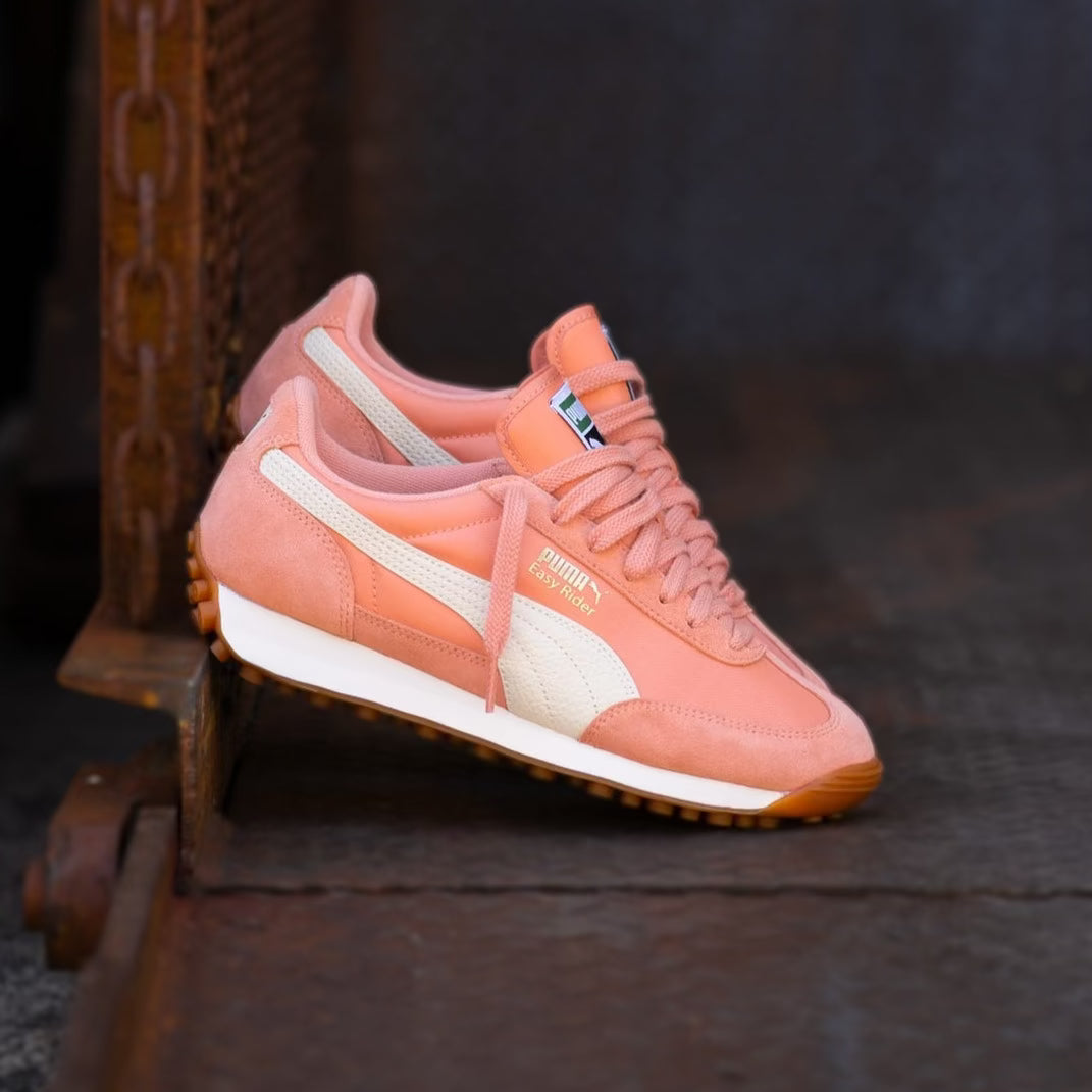 Womens Puma Easy Rider Vintage (Deeva Peach/Alpinesnow/Puma Gold