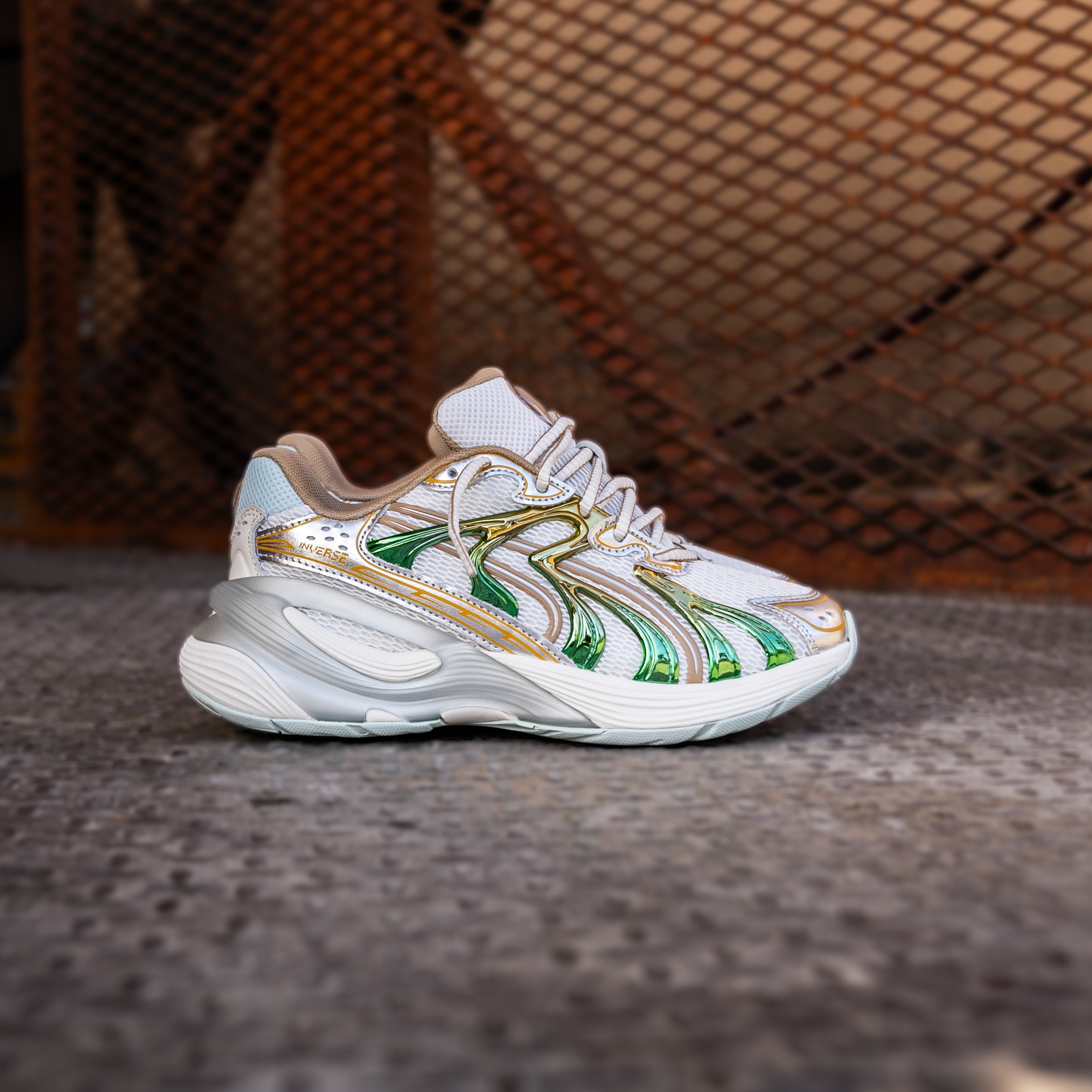 Womens Puma Inverse Shimmer (Warm White/Archive Gold) – SNEAKER TOWN