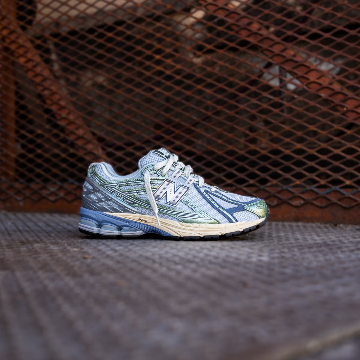 Mens New Balance 1906R (Metallic Green/Blue) - U1906RNE – SNEAKER TOWN