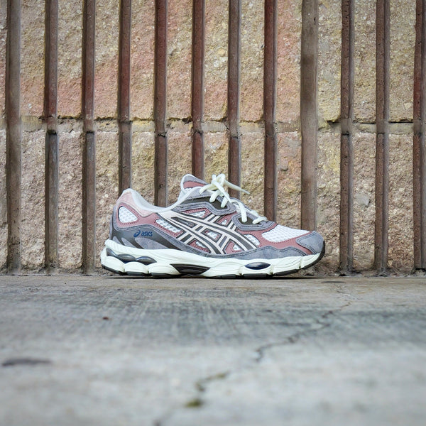 EF007FEB-0D8E-47D3-A01B-