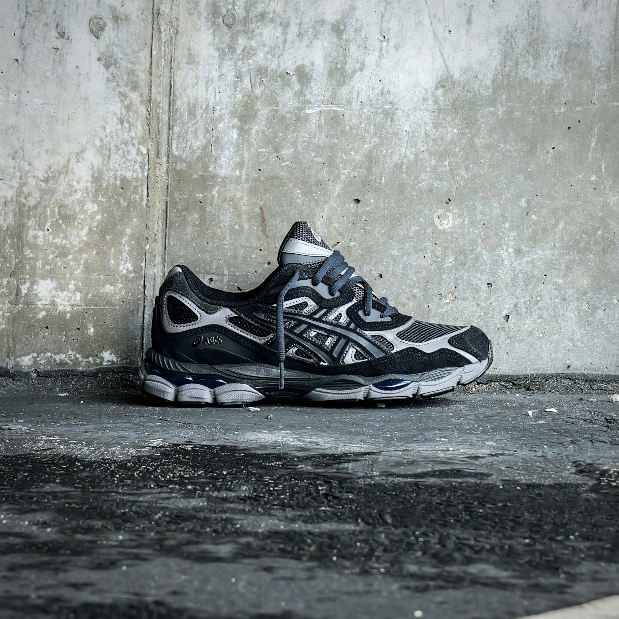 Mens Asics Gel-NYC (Graphite Grey/Black) – SNEAKER TOWN