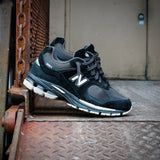 Mens New Balance 2002R (Black/Off White) - U2002RL - New Balance