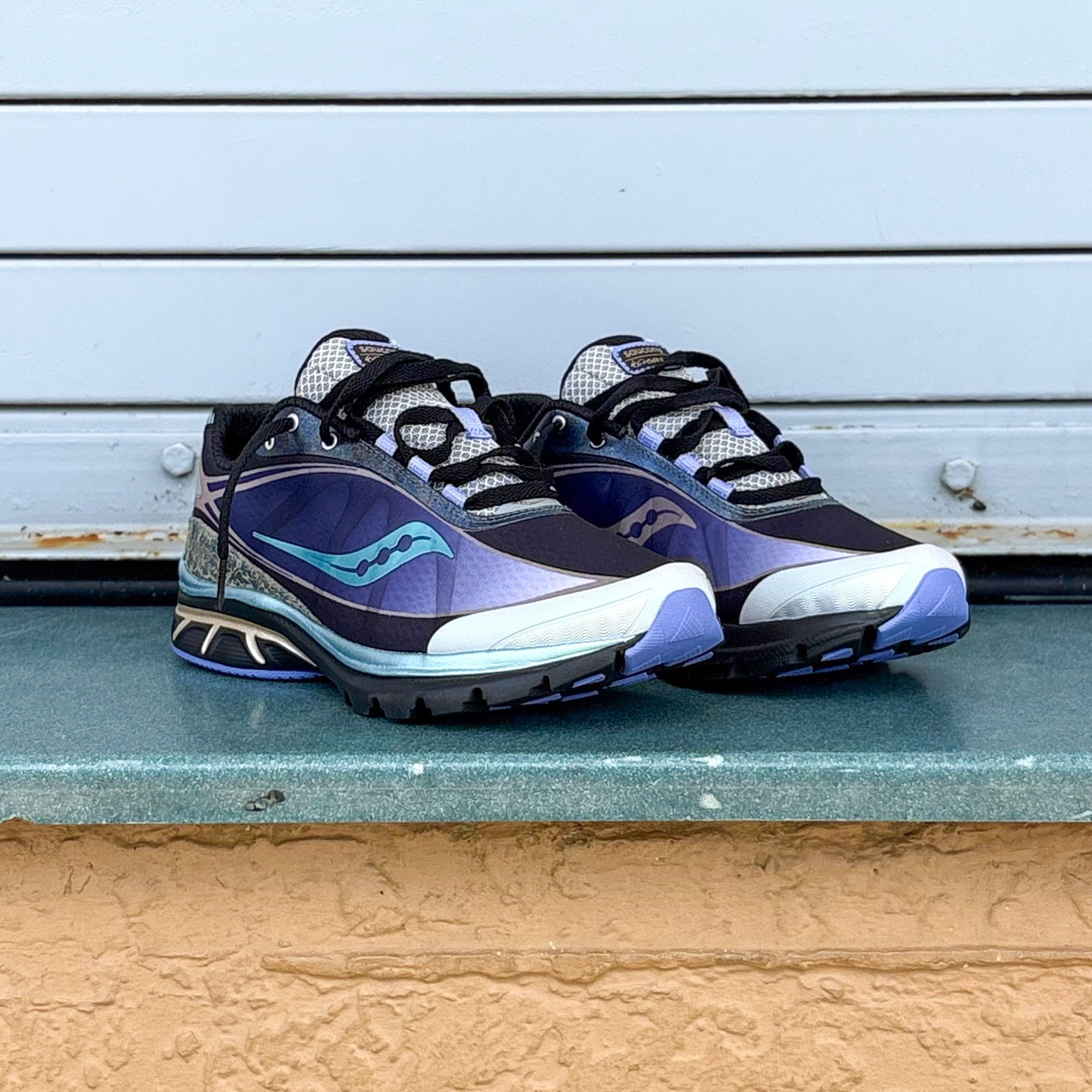 Mens Saucony Kinvara 1 (Black/Aureate)