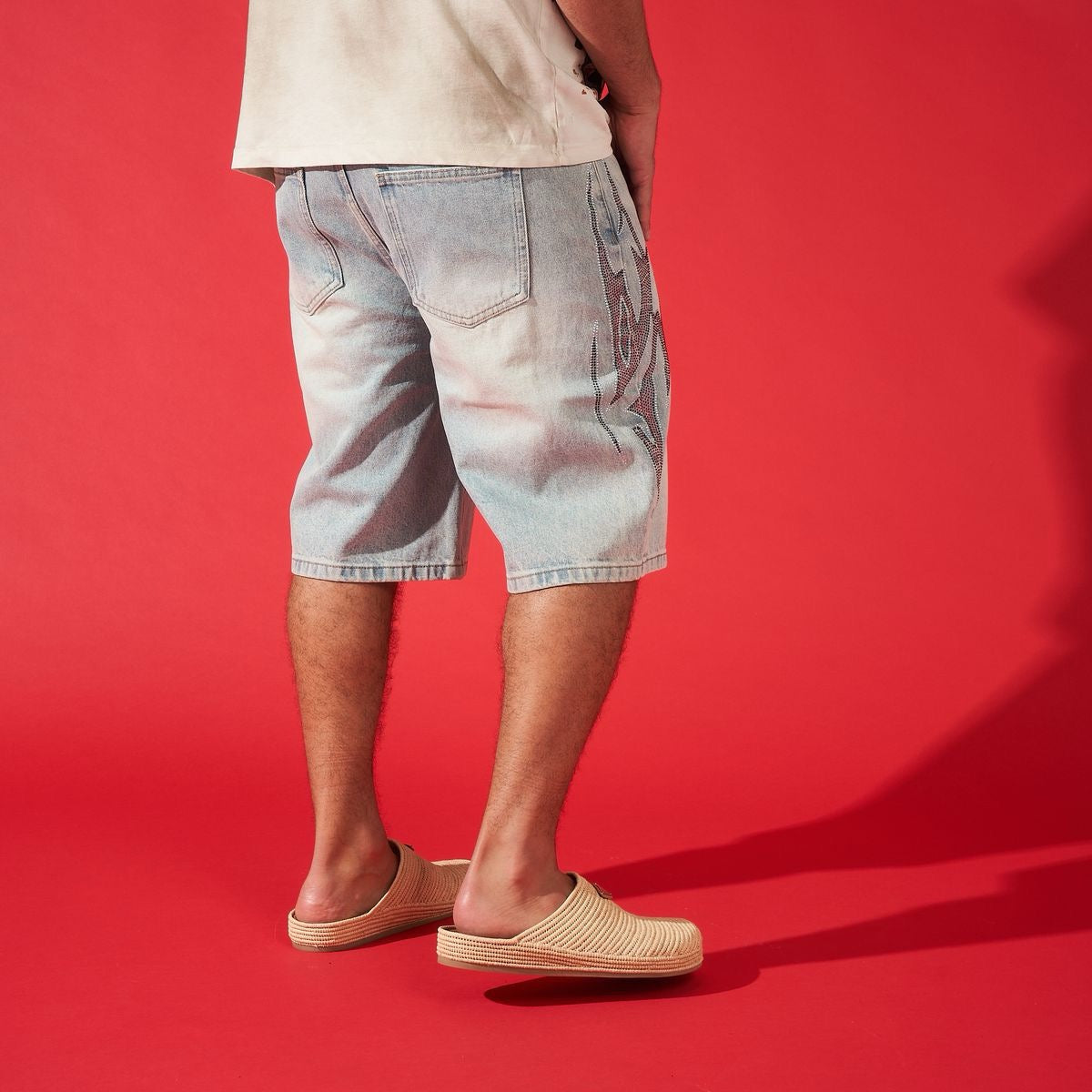 DUAA ''ACCOMPLISHED'' TRIBAL STONE DENIM SHORT - DUAA