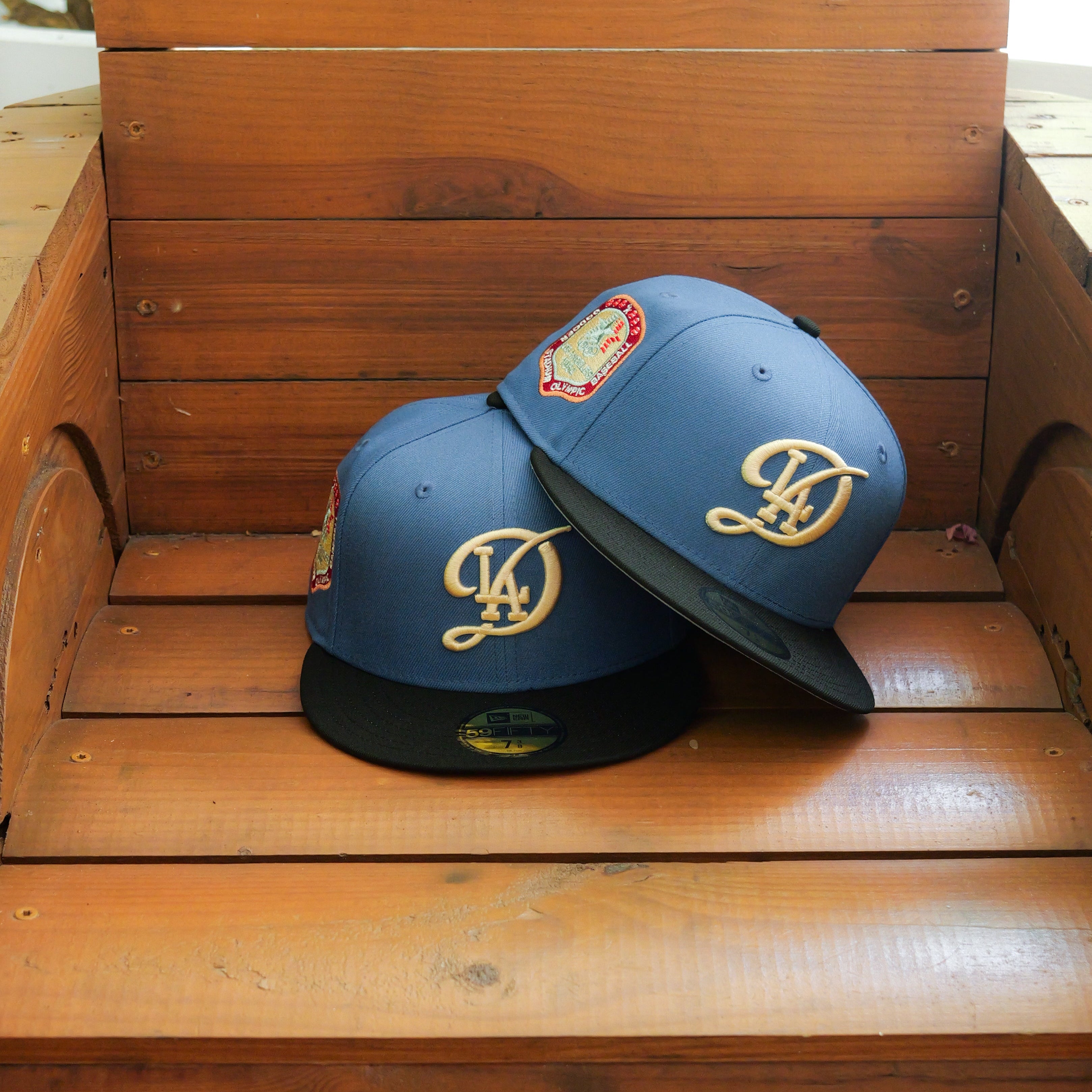 New Era Los Angeles Dodgers 1984 Olympic Stadium Side Patch - New Era