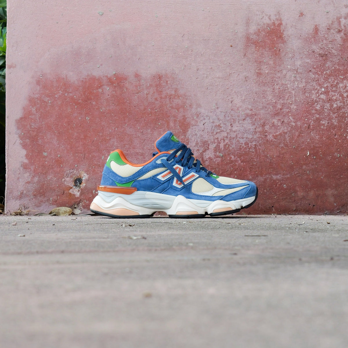 New Balance 9060 Mens Size 10 Blue Beige Running Shoes Sneakers U9060LDC NEW New Balance 9060  main image 3