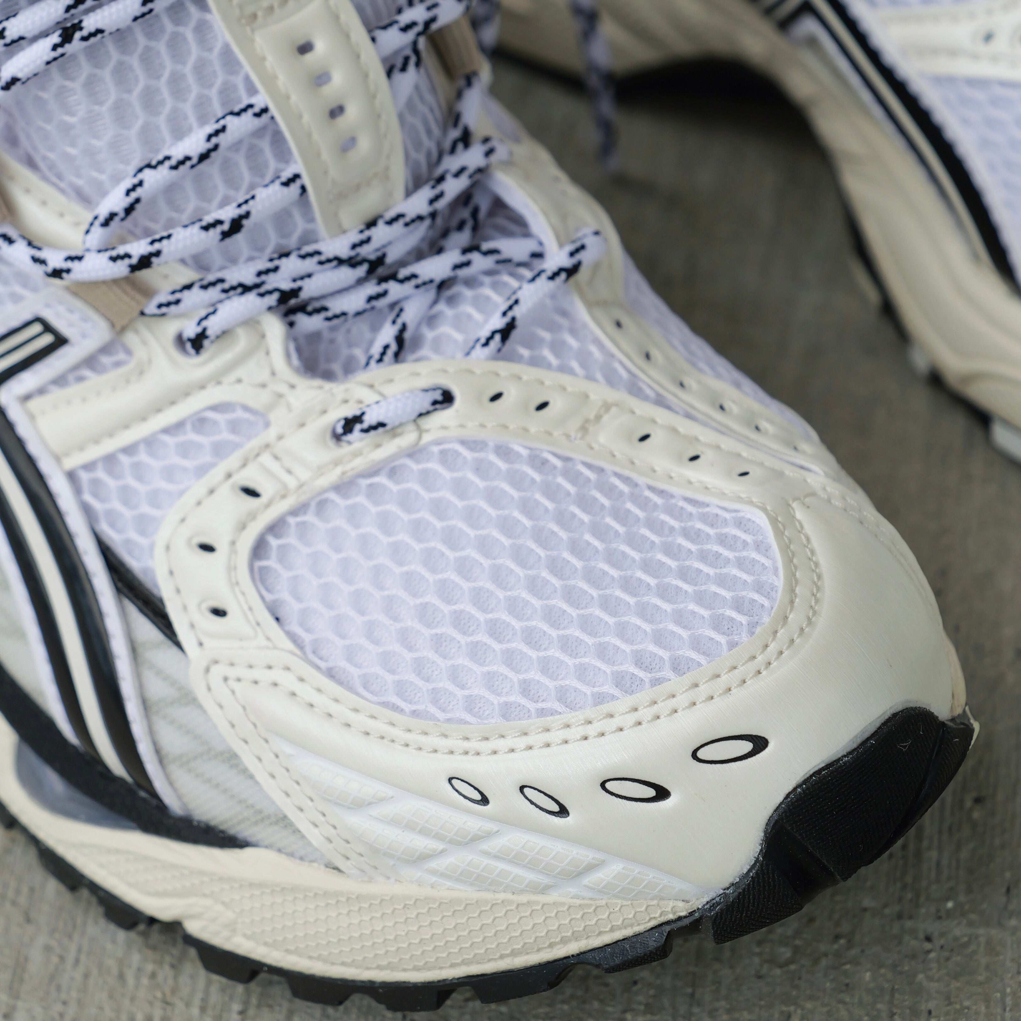 Mens Asics Gel-Nimbus 10.1 (White/Ivory)