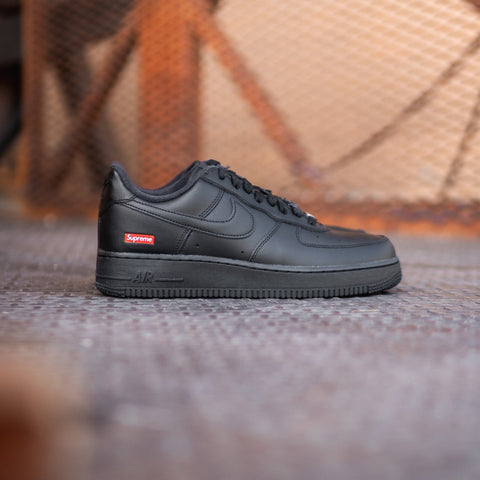 Nike x Supreme Air Force 1 Low SP (Black) - Nike