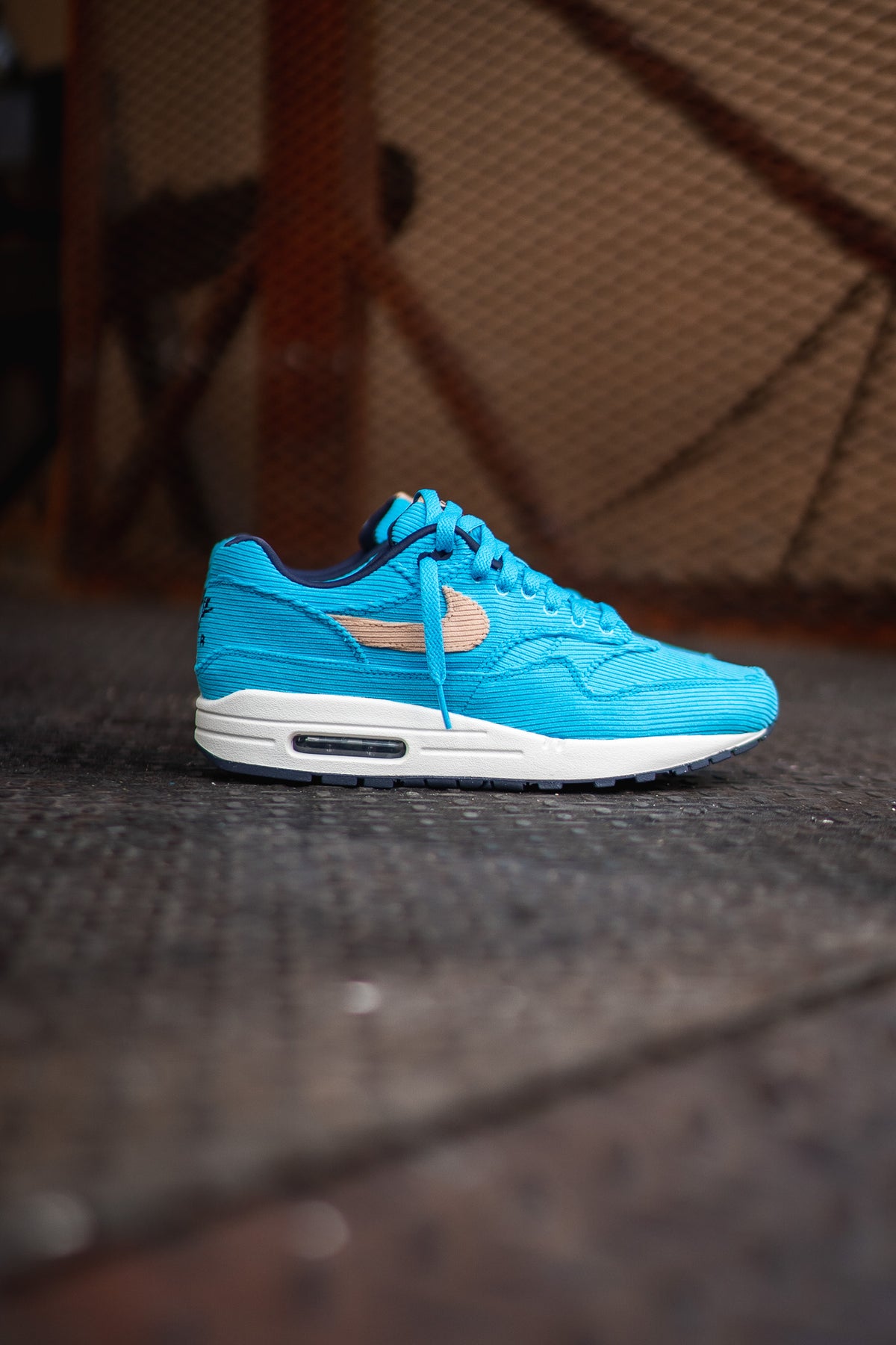 Nike Air Max 1 Corduroy Baltic Blue Sneaker Mens Size 8.5 Nike Air Max 1 Premium Corduroy  main image 4