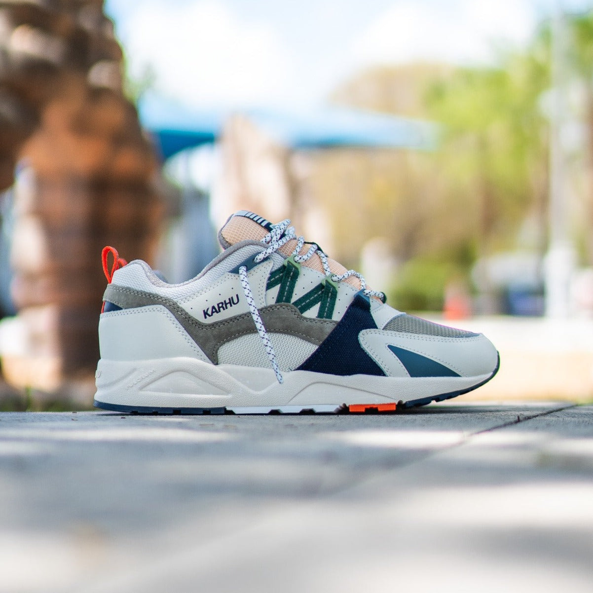 fusion 2.0 lily white/foliage green Karhu Fusion 2.0 (Lily White/Foliage Green)