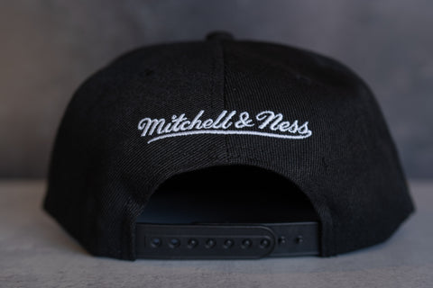 Mitchell & Ness San Antonio Spurs Snapback (Black/Multi) - Mitchell & Ness